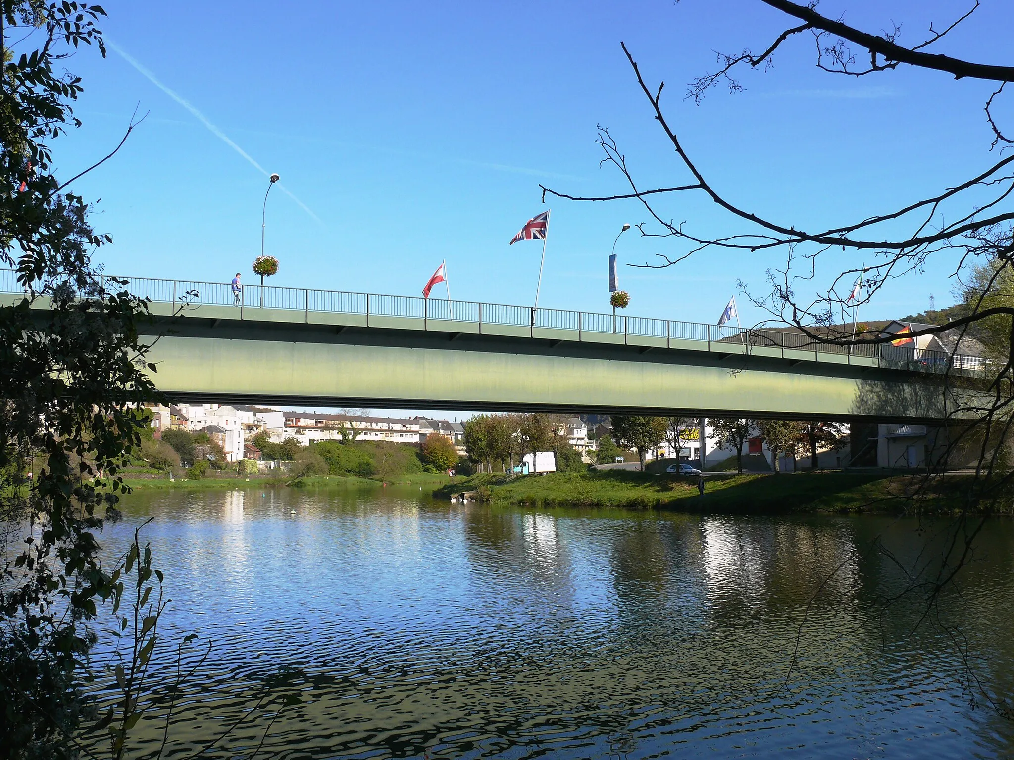 Photo showing: Revin - Pont de la Bouverie, rue Pasteur