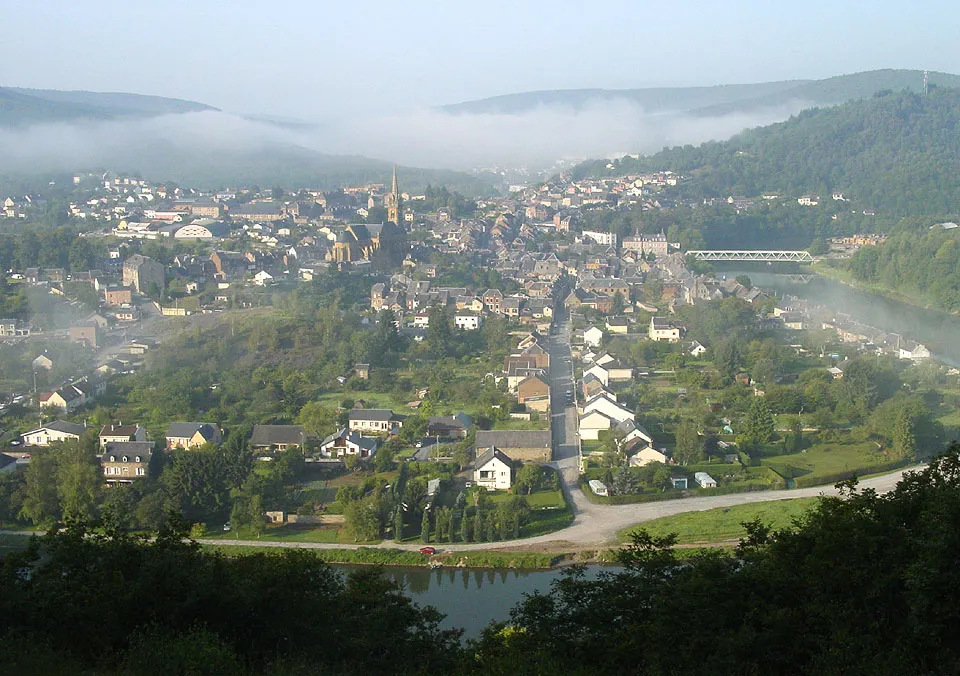 Photo showing: Fumay from above, from the north-east, with the morning mist. Taken by David Edgar on 2005-09-04.