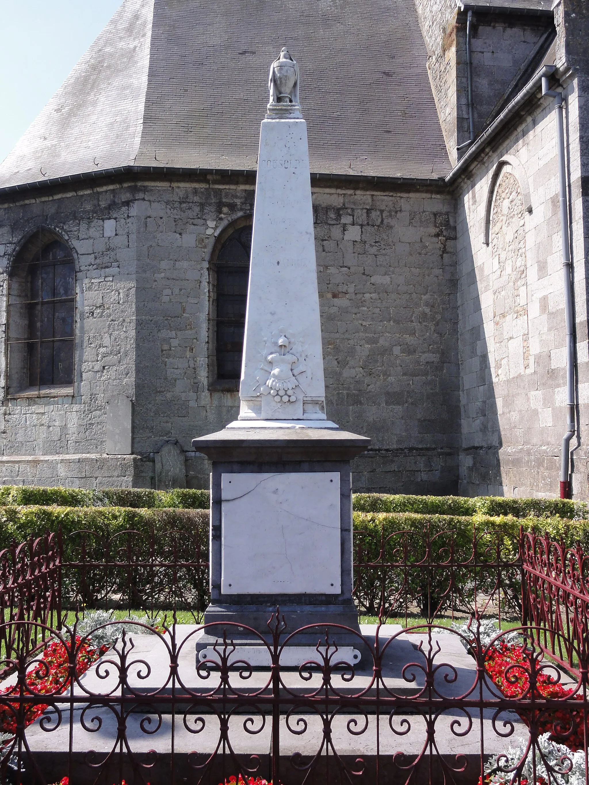 Photo showing: Cousolre (Nord, Fr) monument aux morts B