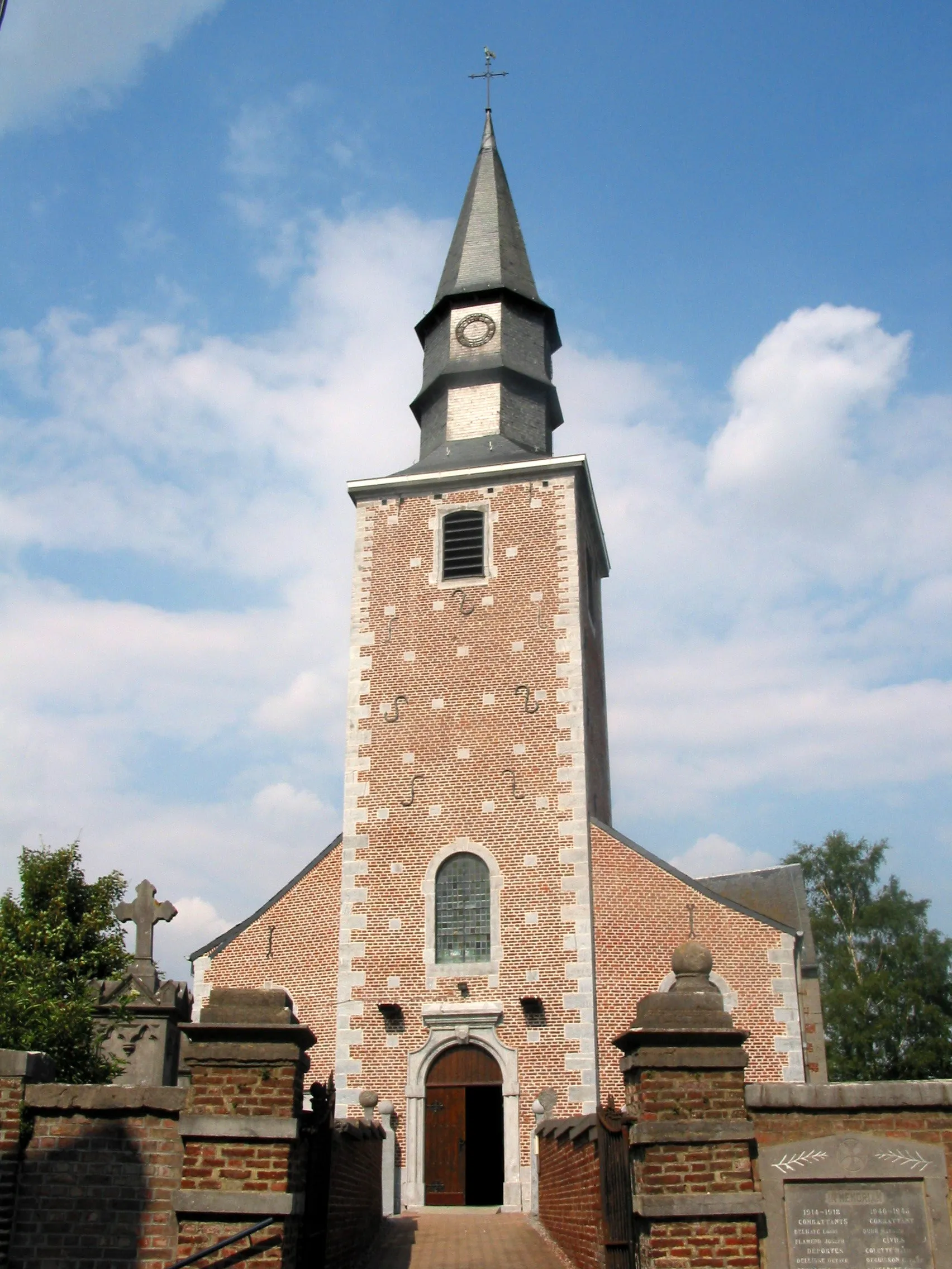 Photo showing: Éghezée (Belgium), the Saint Hubertus' church  (XVII - XXth centuries).