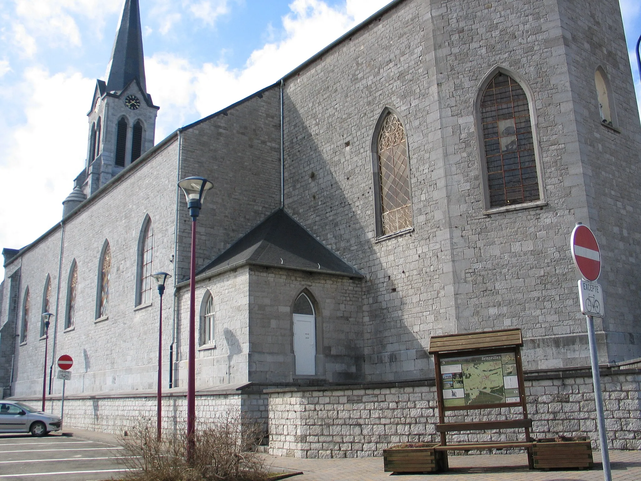 Photo showing: Église Saint-Martin à Senzeilles.