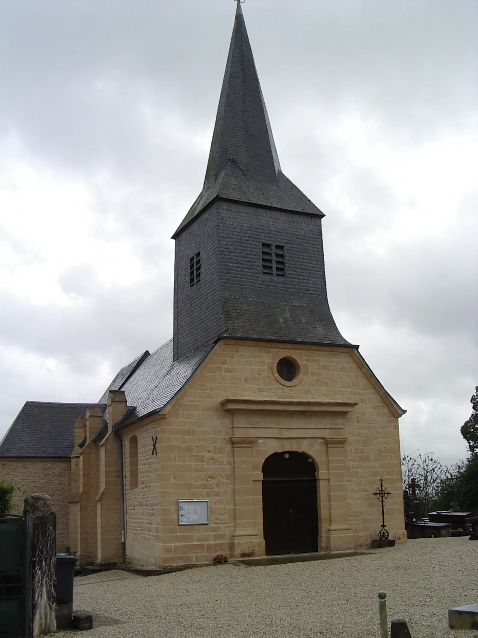 Photo showing: Eglise des Ayvelles, departement des Ardennes, France