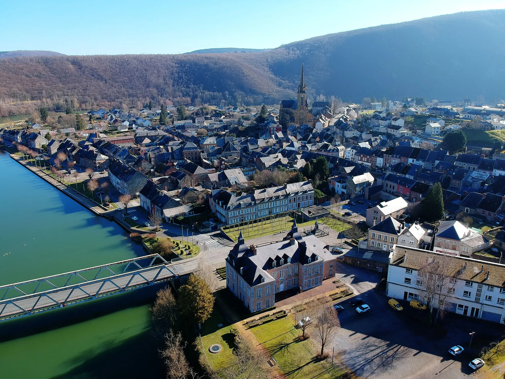 Photo showing: Vue aérienne de Fumay