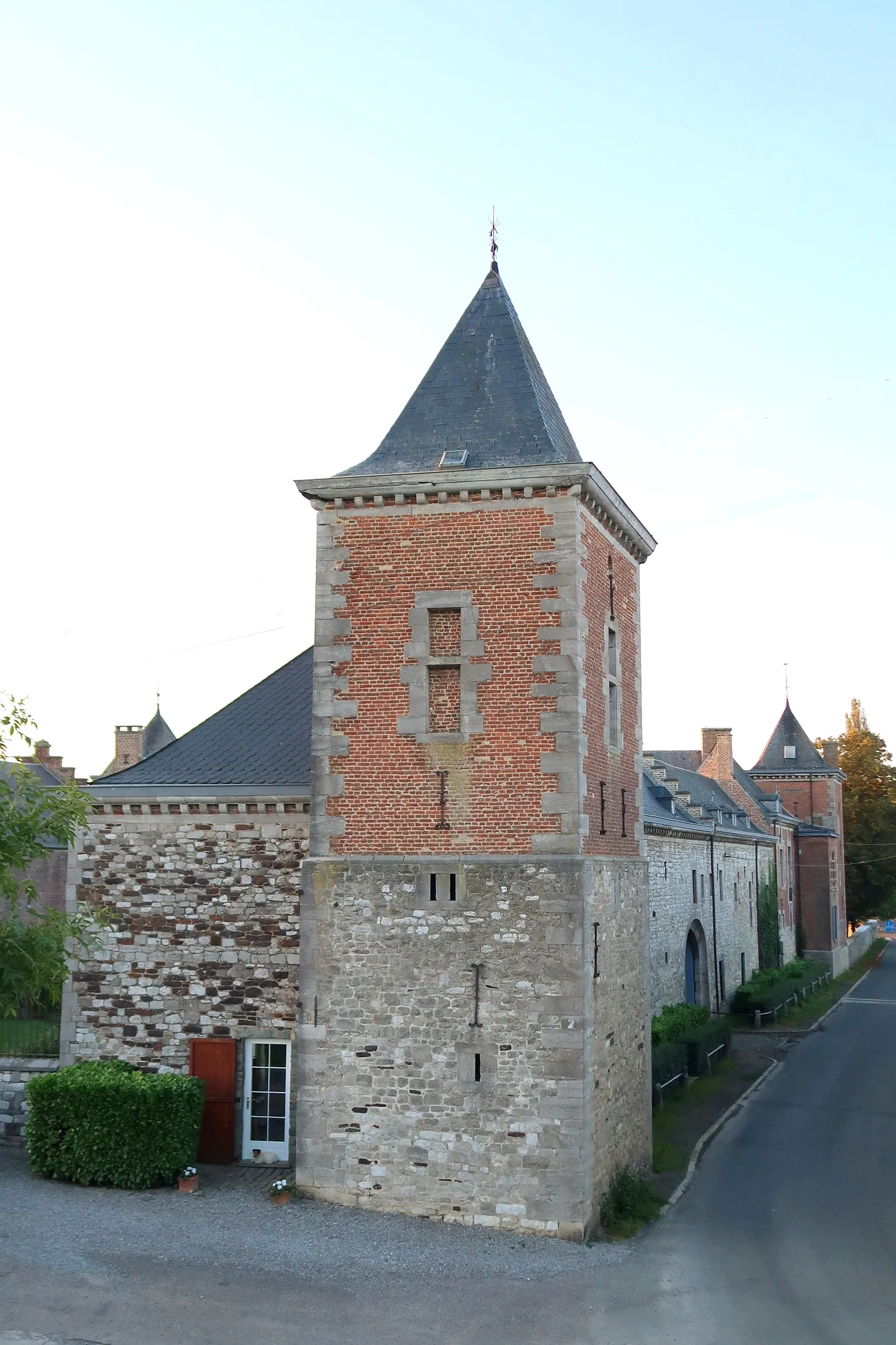 Photo showing: Kasteel van Bonneville (zuidkant) in Andenne