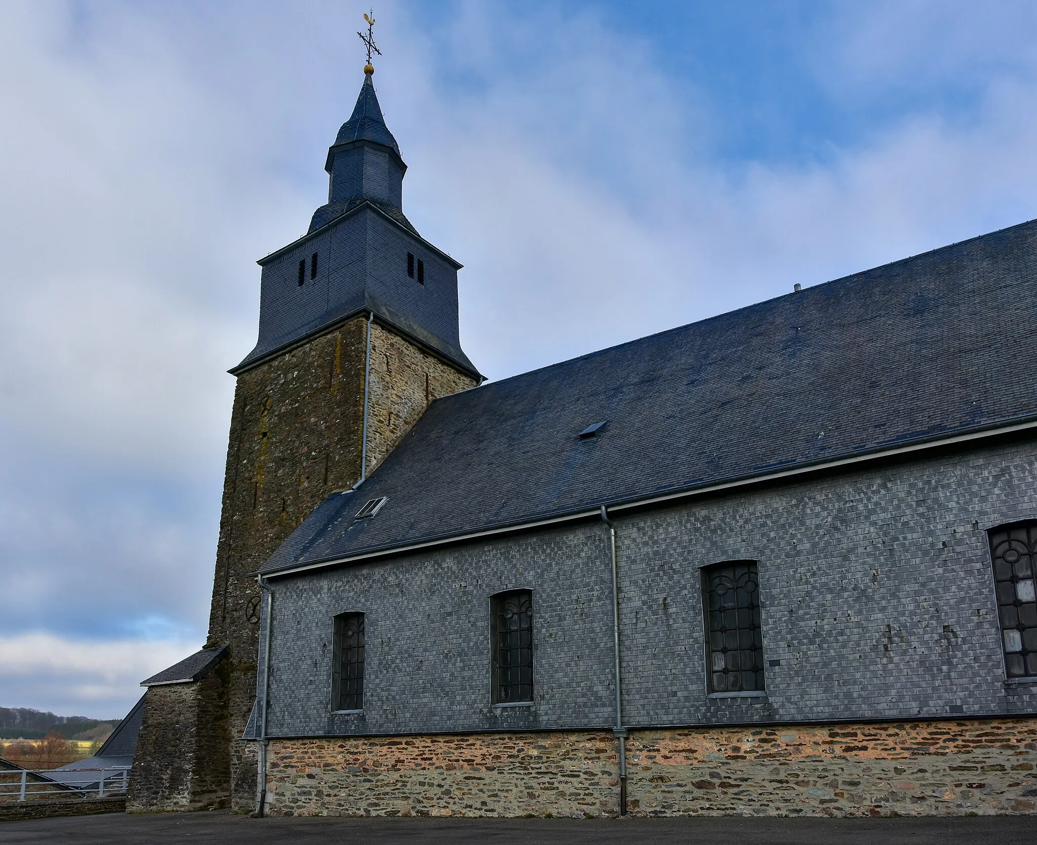 Photo showing: Église Saint-Denis (Graide) 27-02-2021 9-35-22