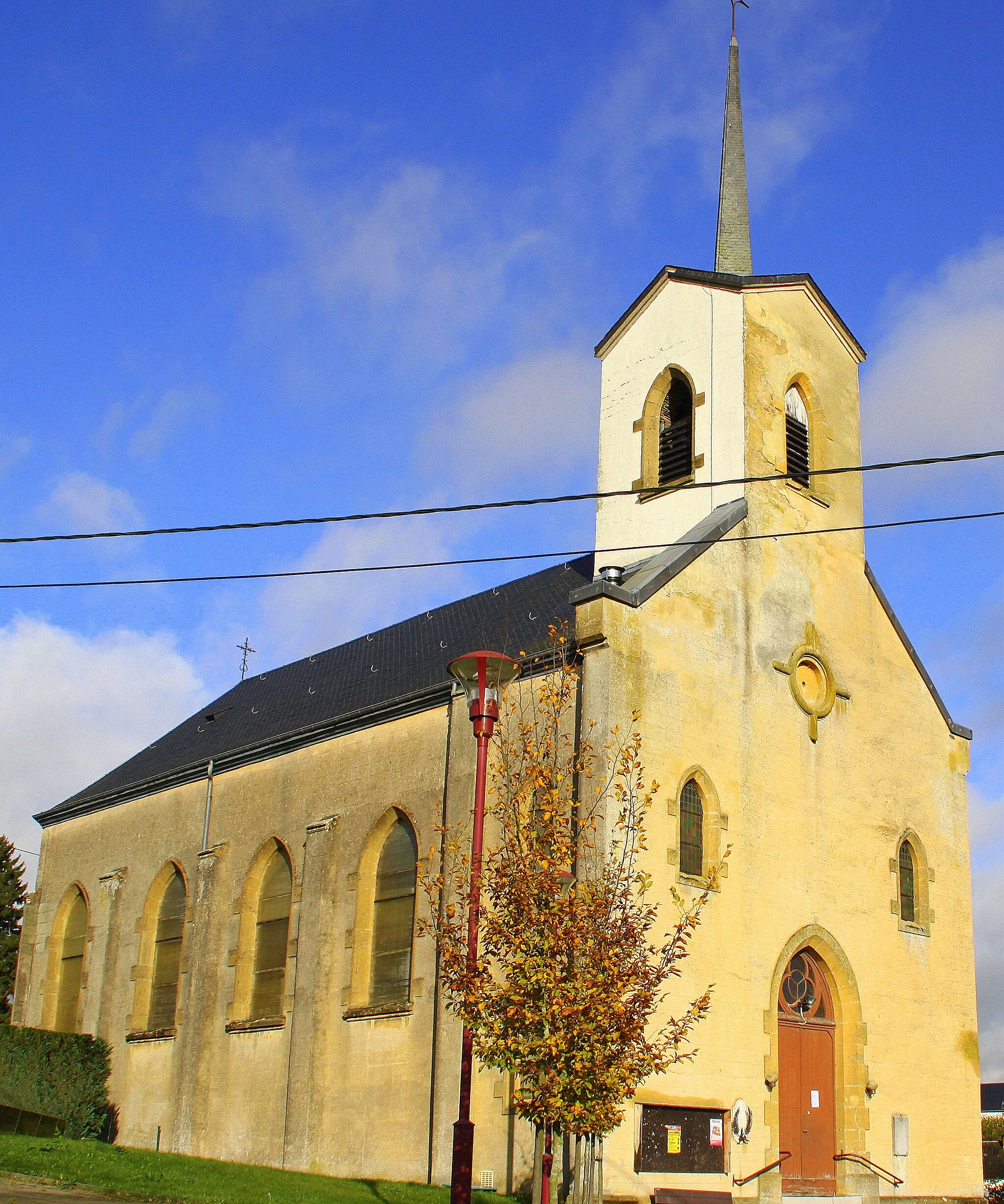 Photo showing: Kierch vu Volaiville