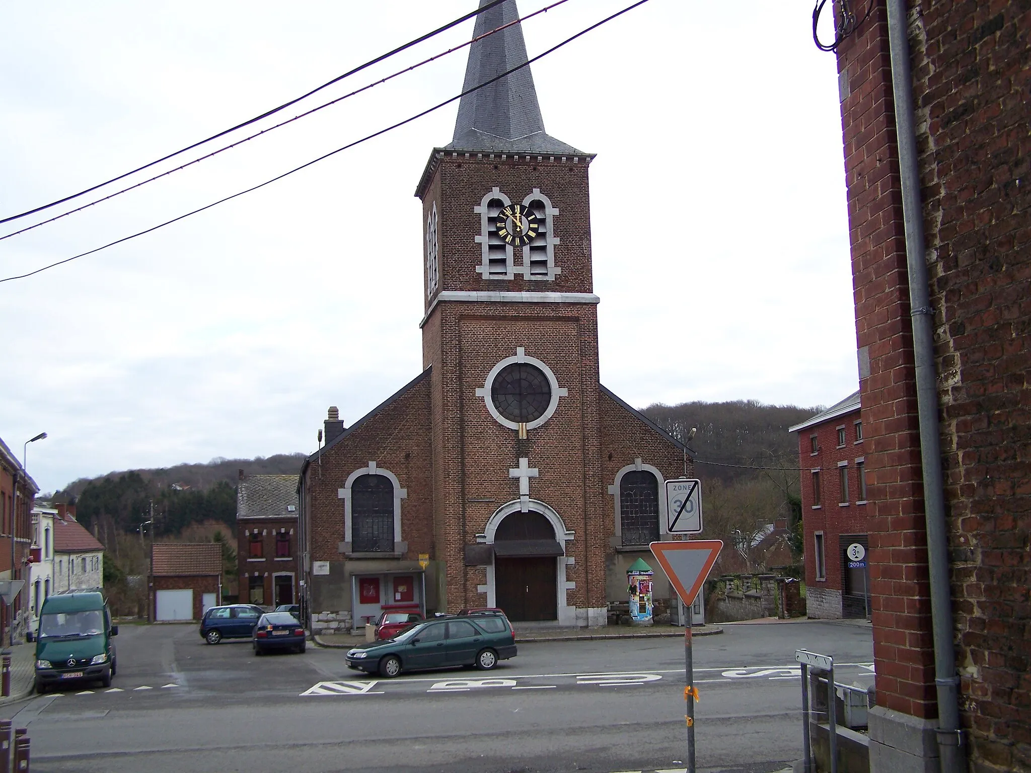 Photo showing: L'église de Falisolle