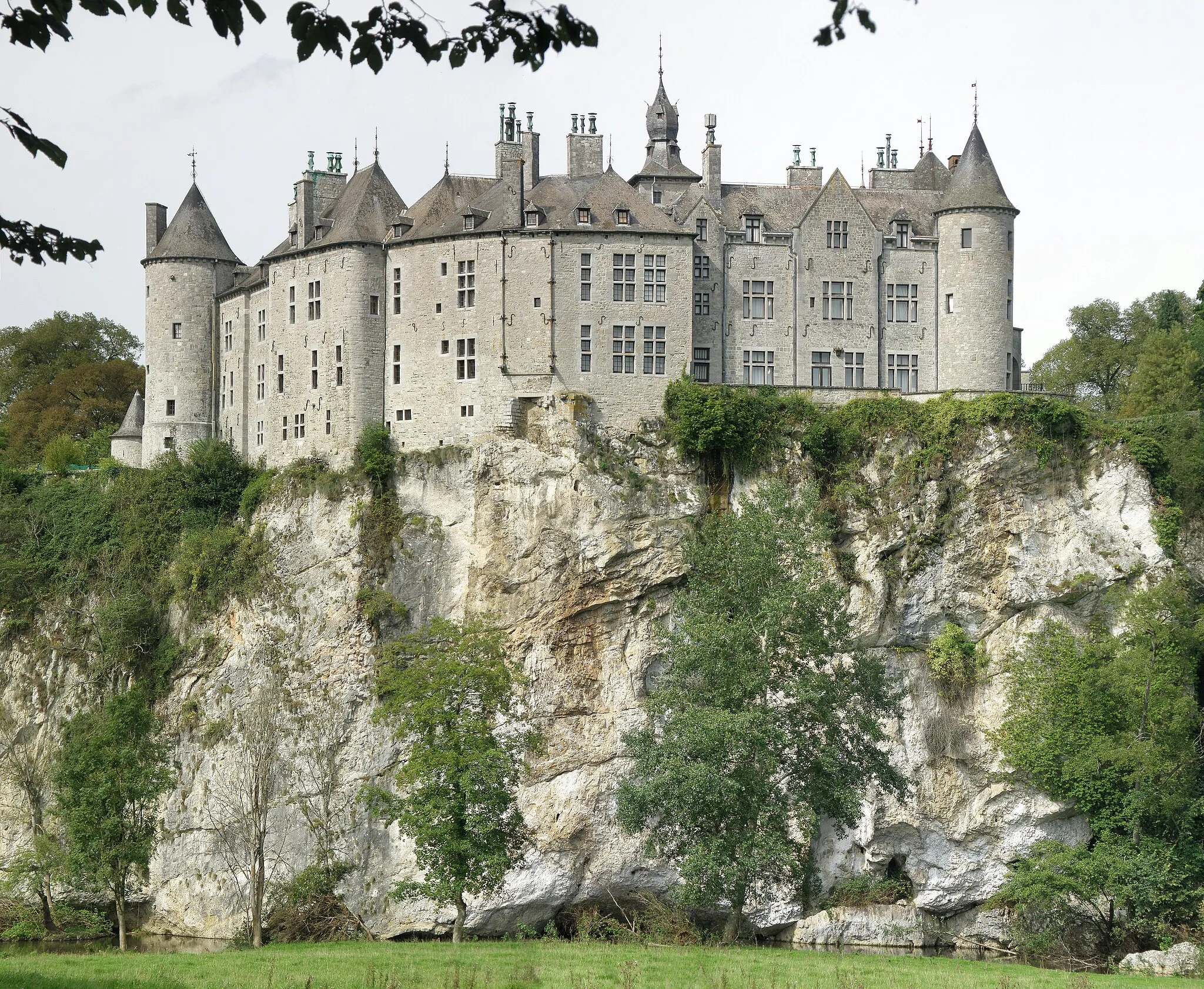 Photo showing: Dréhance, commune de Dinant (province de Namur, Belgique). Château de Walzin.