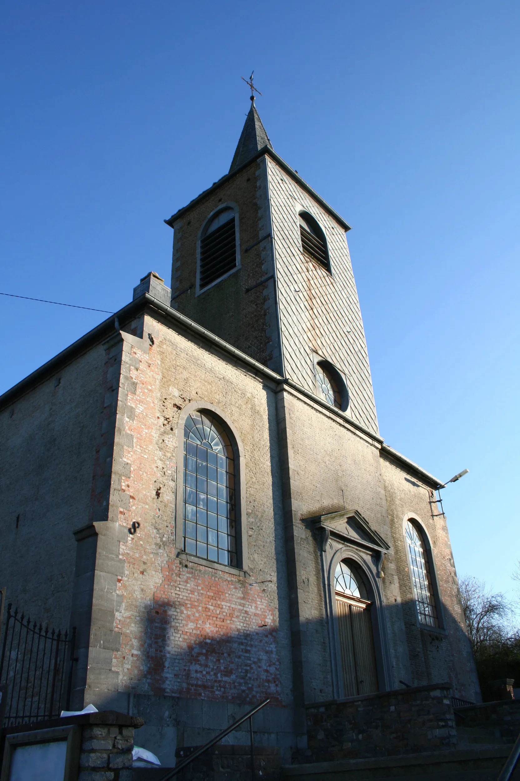 Photo showing: Vonêche (Belgium), the church of Saint Denis (1872-1873).