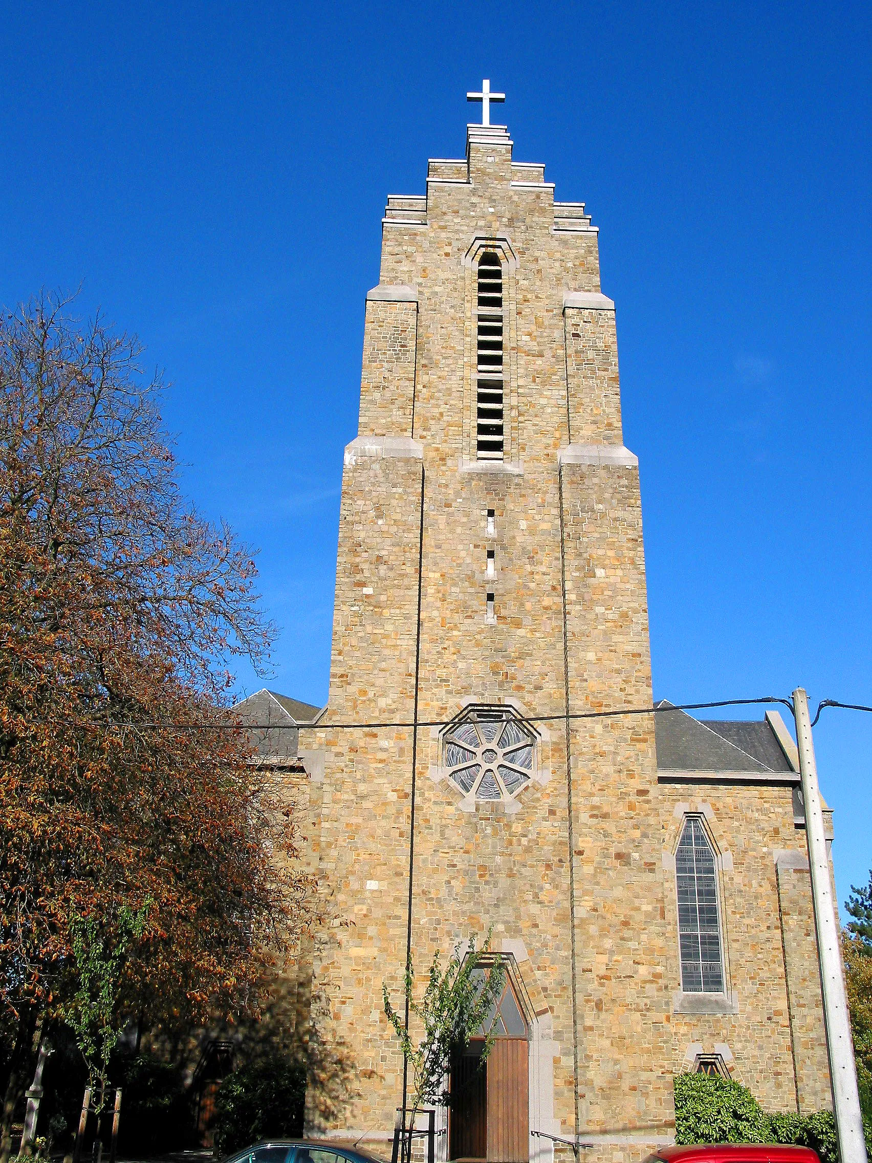 Photo showing: Saint-Servais (Belgique), l'église du Sacré-Cœur.