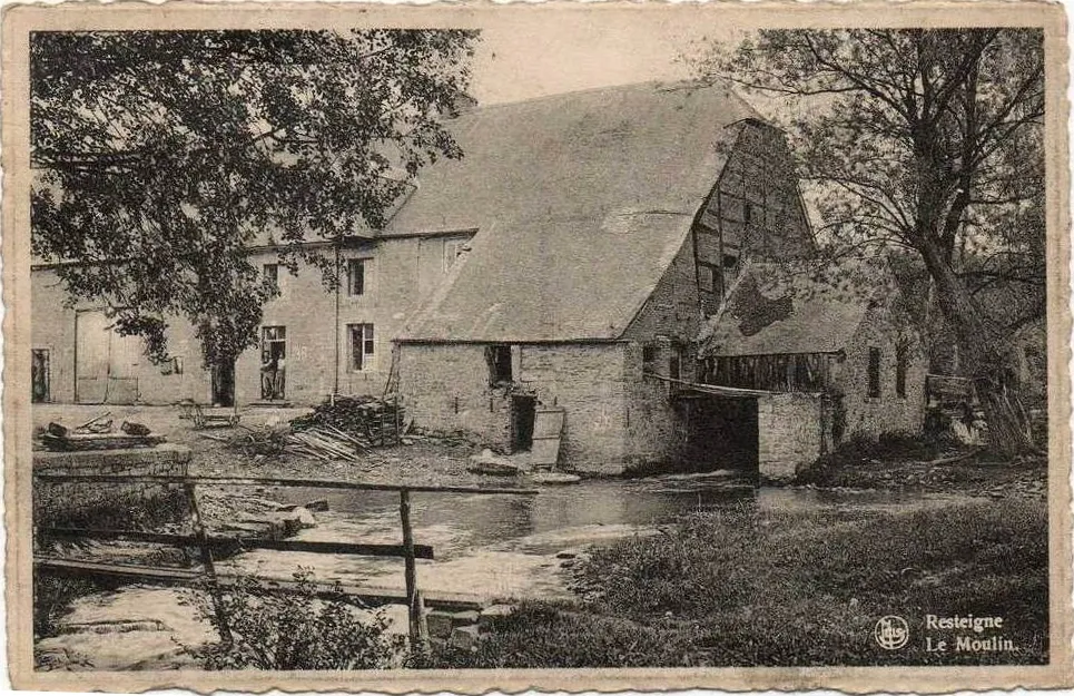 Photo showing: le Moulin sur la Lesse.