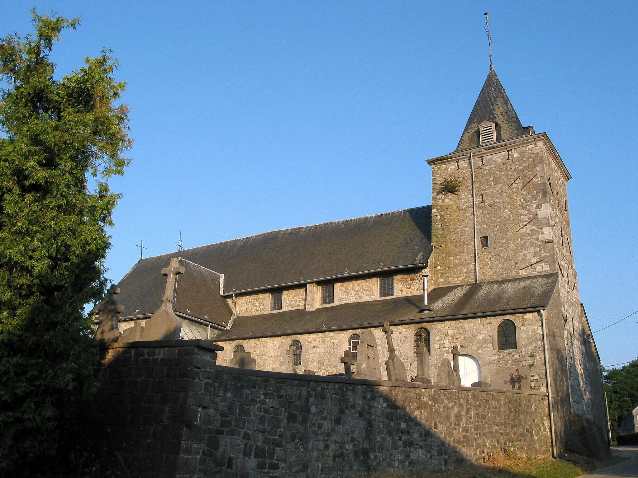 Photo showing: Clavier (Belgium), the  St. Bartholomews’ church.