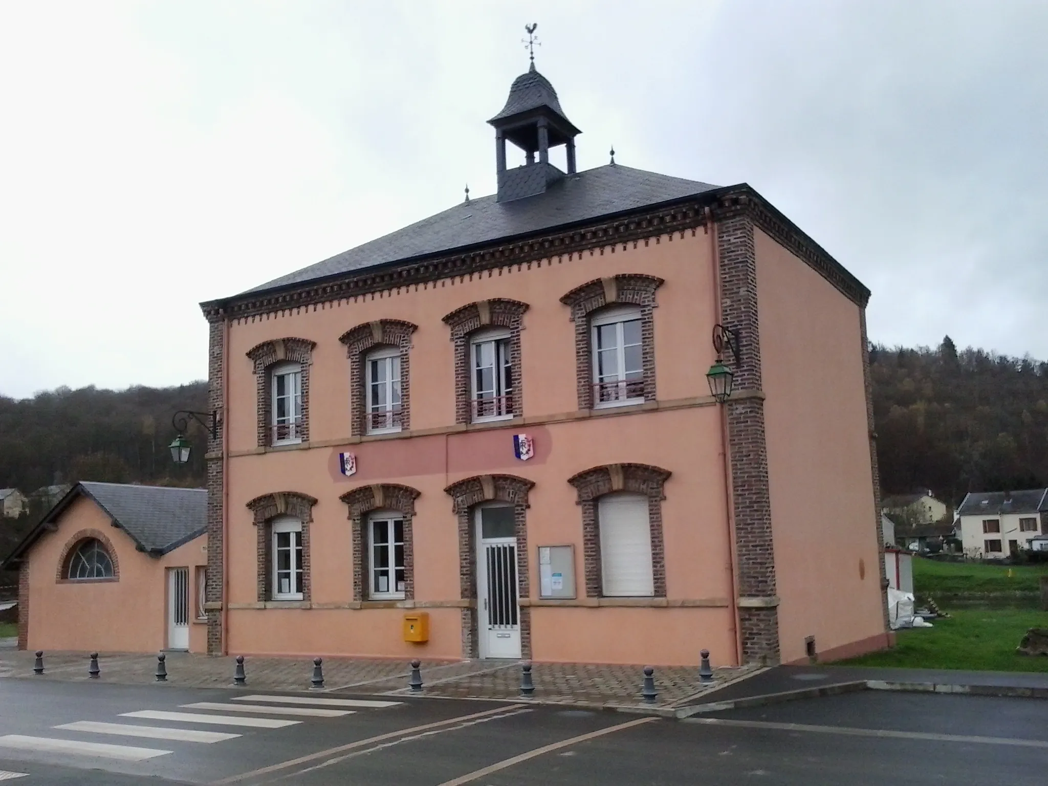 Photo showing: Mairie de Tournavaux, département des Ardennes, France