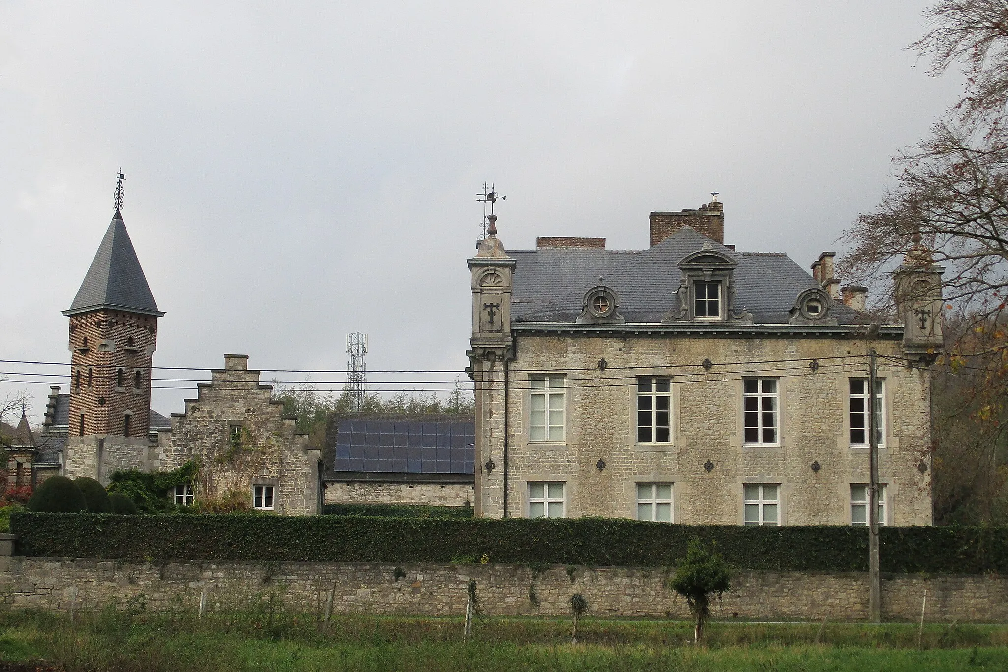 Photo showing: Château de Beez (Namur) de la fin du 18e siècle, presque complètement refait au début du 20e siècleː
