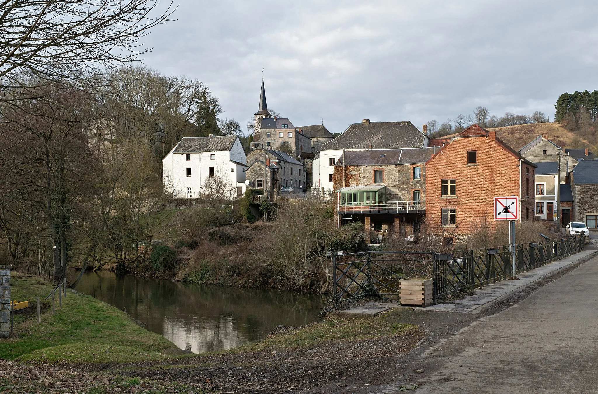 Photo showing: This photo of immovable heritage has been taken in the Walloon Region