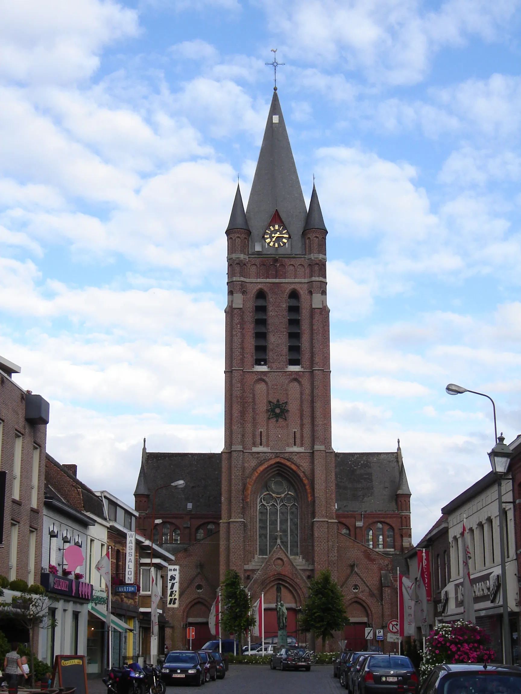 Photo showing: Church of Saint Martin in Avelgem, West Flanders, Belgium.