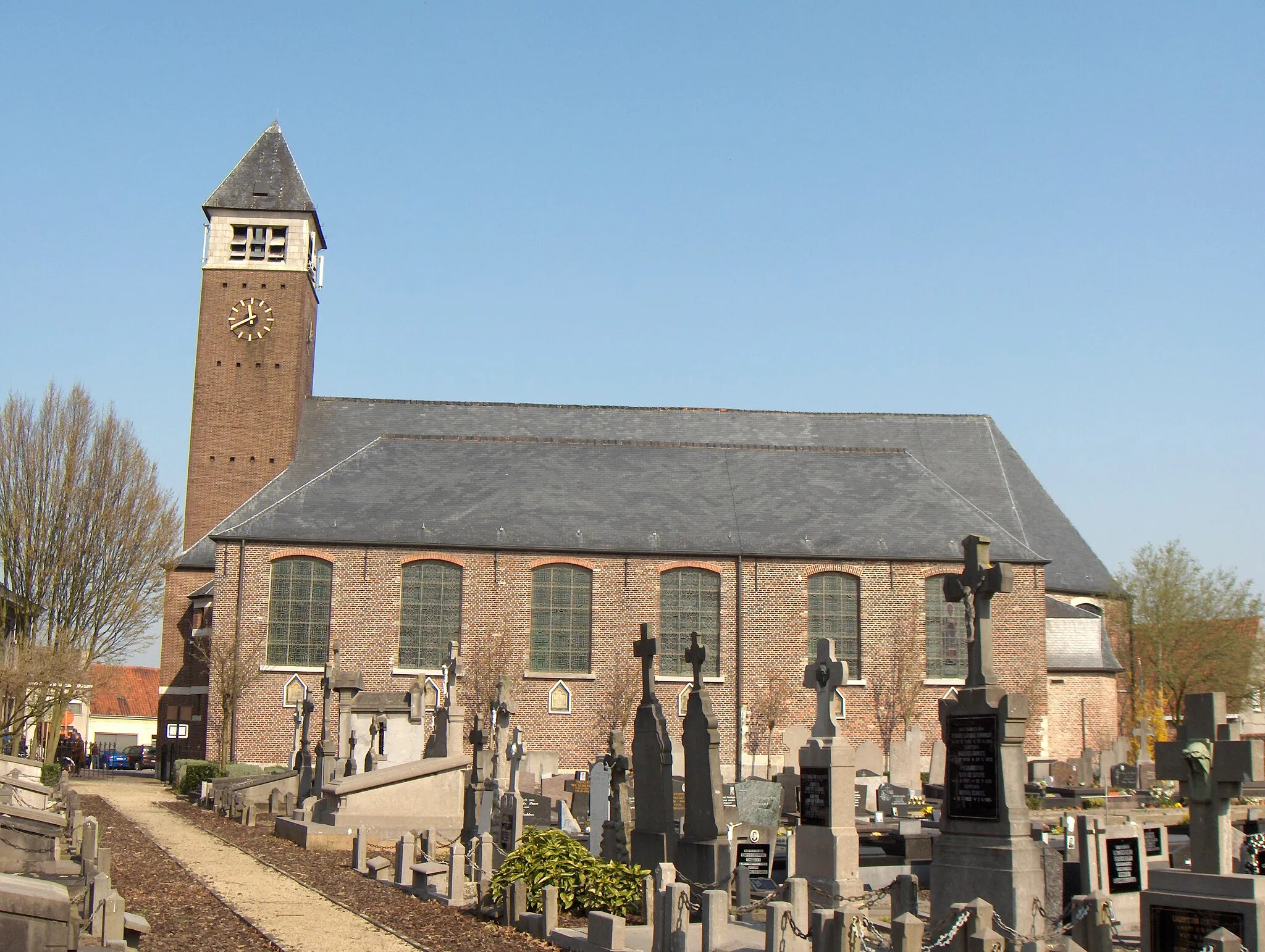 Photo showing: Evergem, Ortsteil Kluizen (Belgien, Prov. Ostflandern), O.L.V.-Geboortekerk