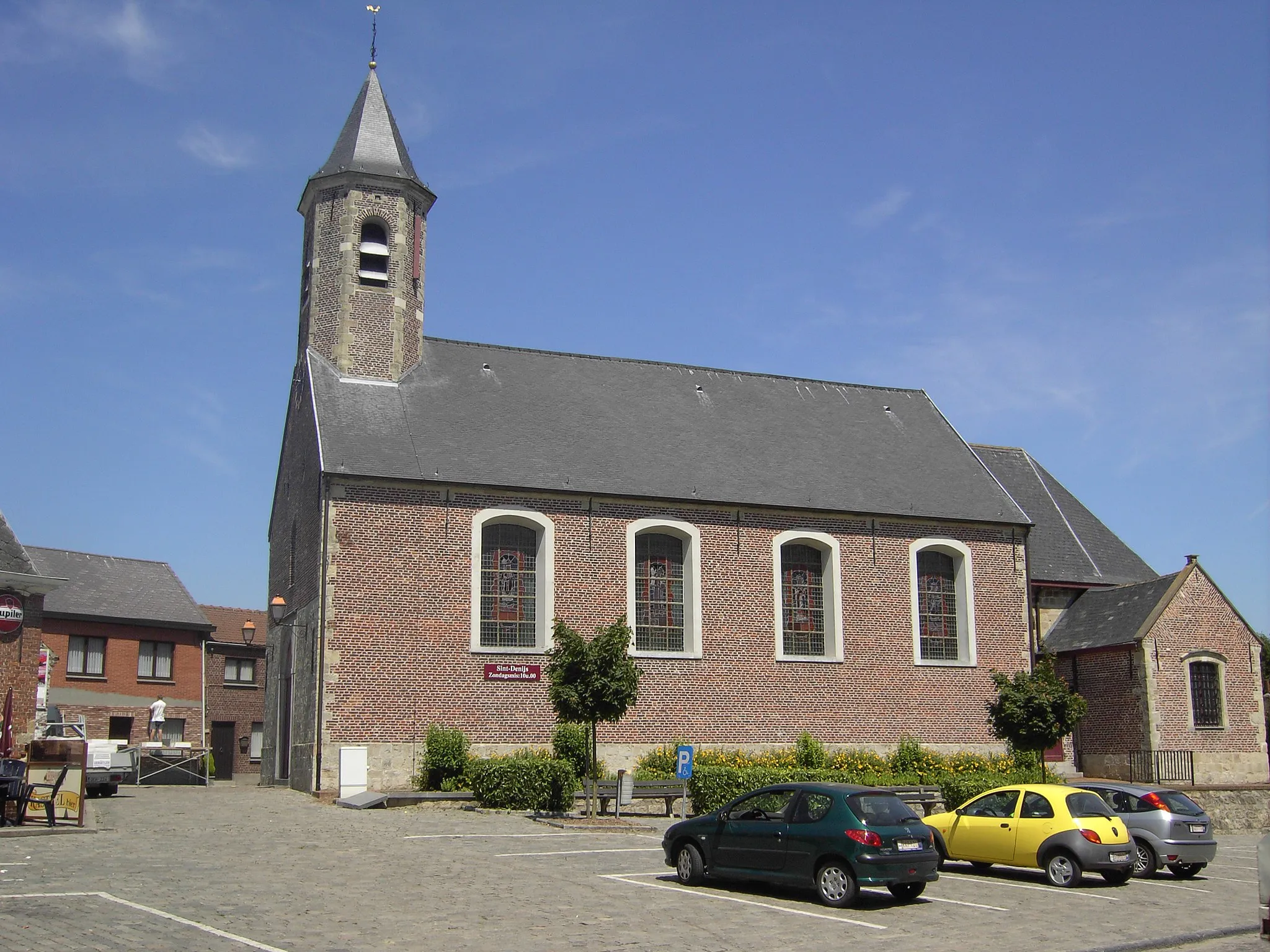 Photo showing: Church of Saint Denis in Impe. Impe, Lede, East Flanders, Belgium