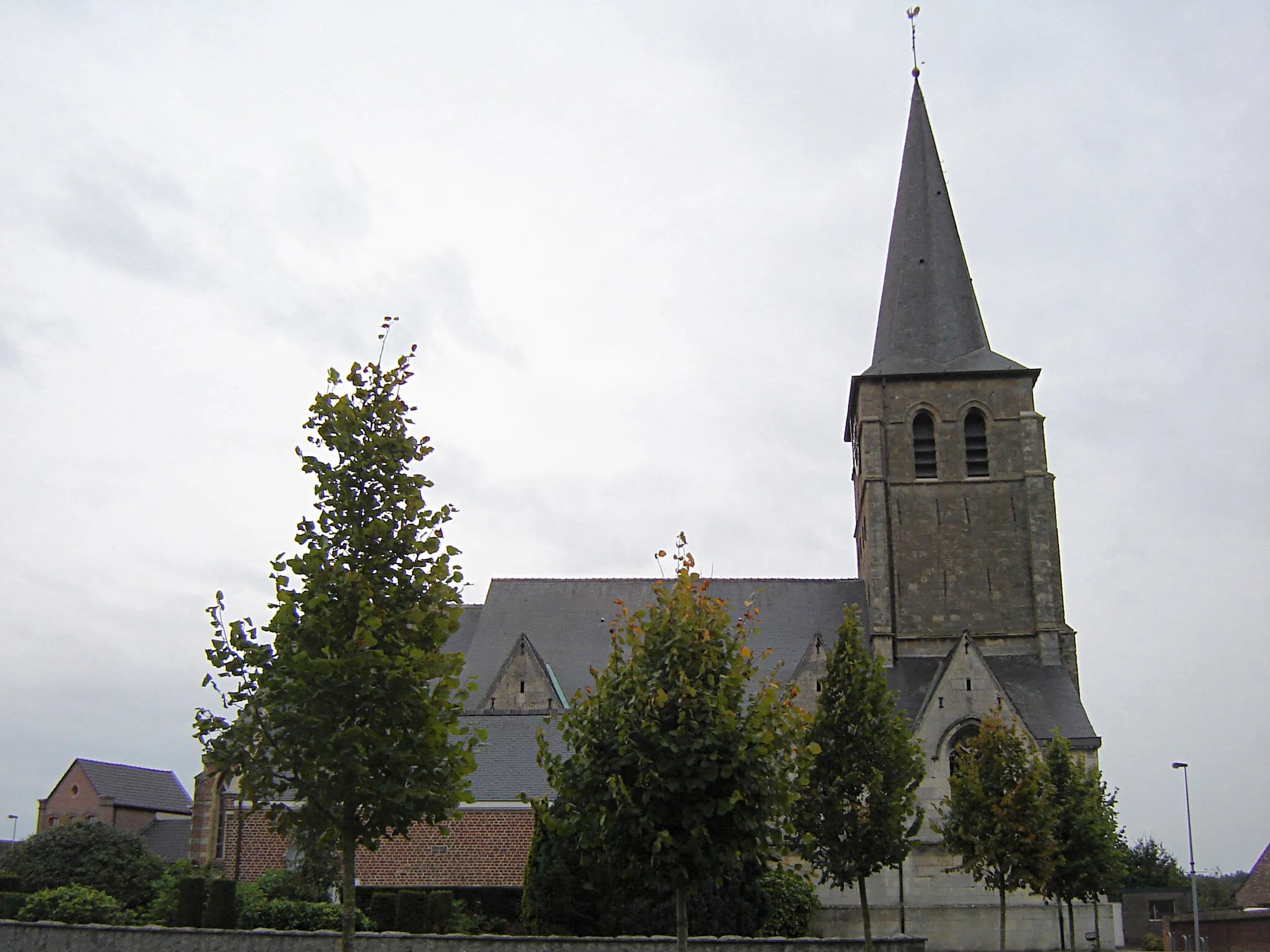 Photo showing: Church of Saint Martin in Massemen. Massemen, Wetteren, East Flanders, Belgium