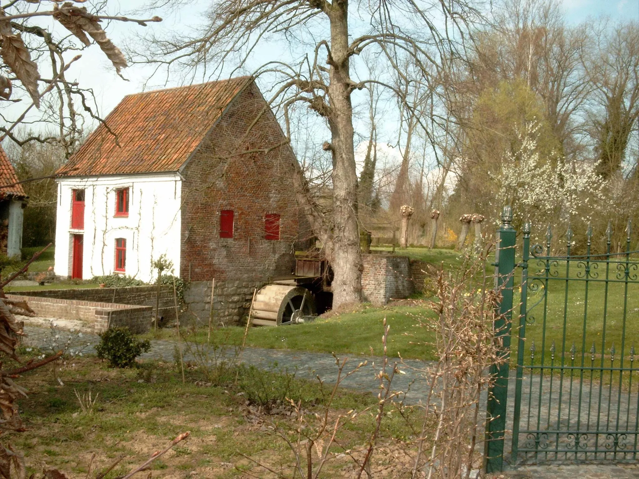 Photo showing: Hundelgem - Krekelstraat - Watermill