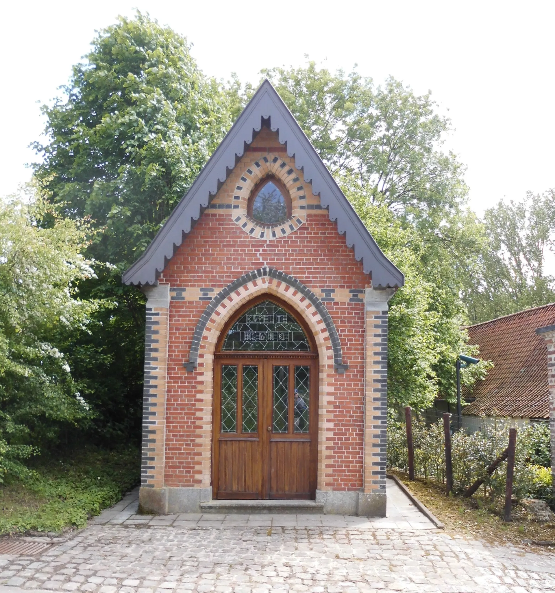 Photo showing: Kapel te Boembeke (nabij de Boembekemolen in Michelbeke) - Langendries - Sint-Goriks-Oudenhove - Zottegem - Oost-Vlaanderen - België