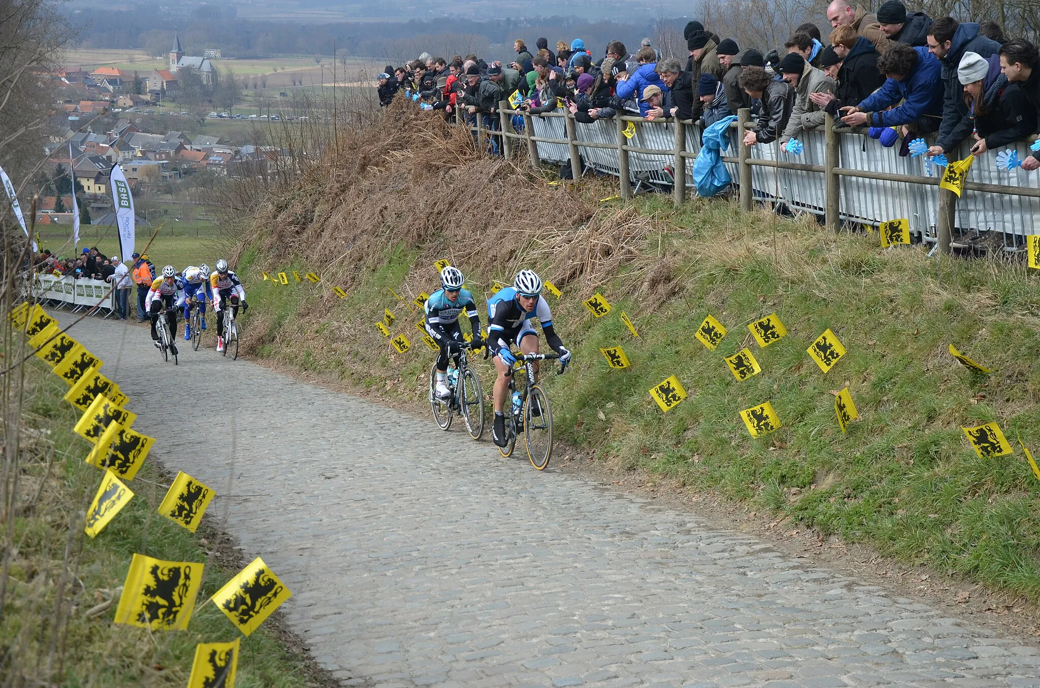 Photo showing: Tour des Flandres en 2013 sur le Koppenberg.