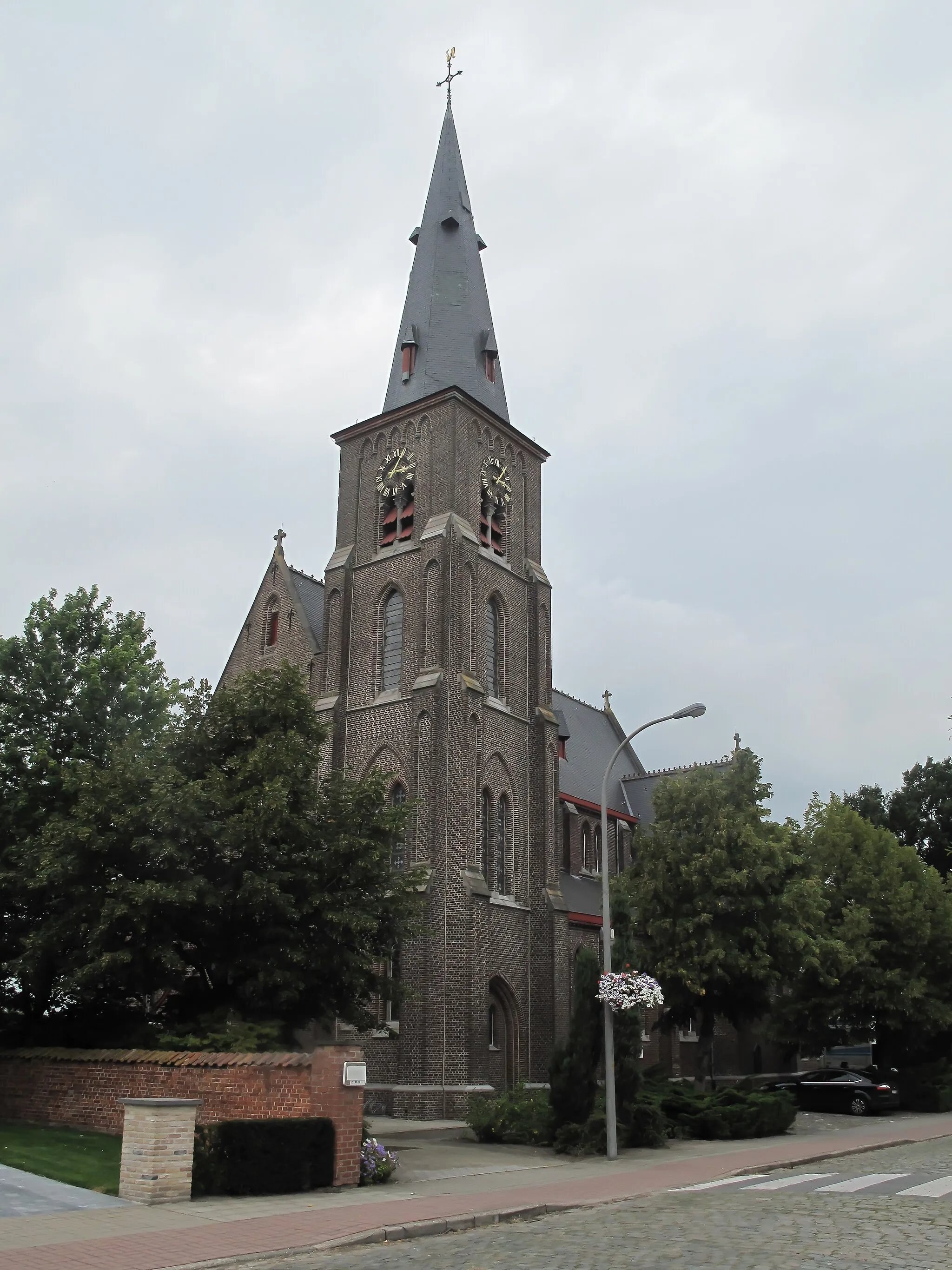 Photo showing: Donk, church