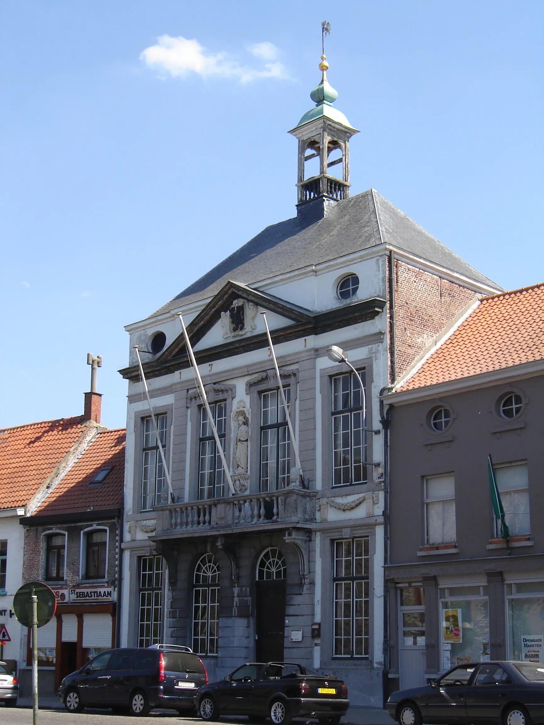 Photo showing: Town hall of Assenede. Assenede, East Flanders, Belgium