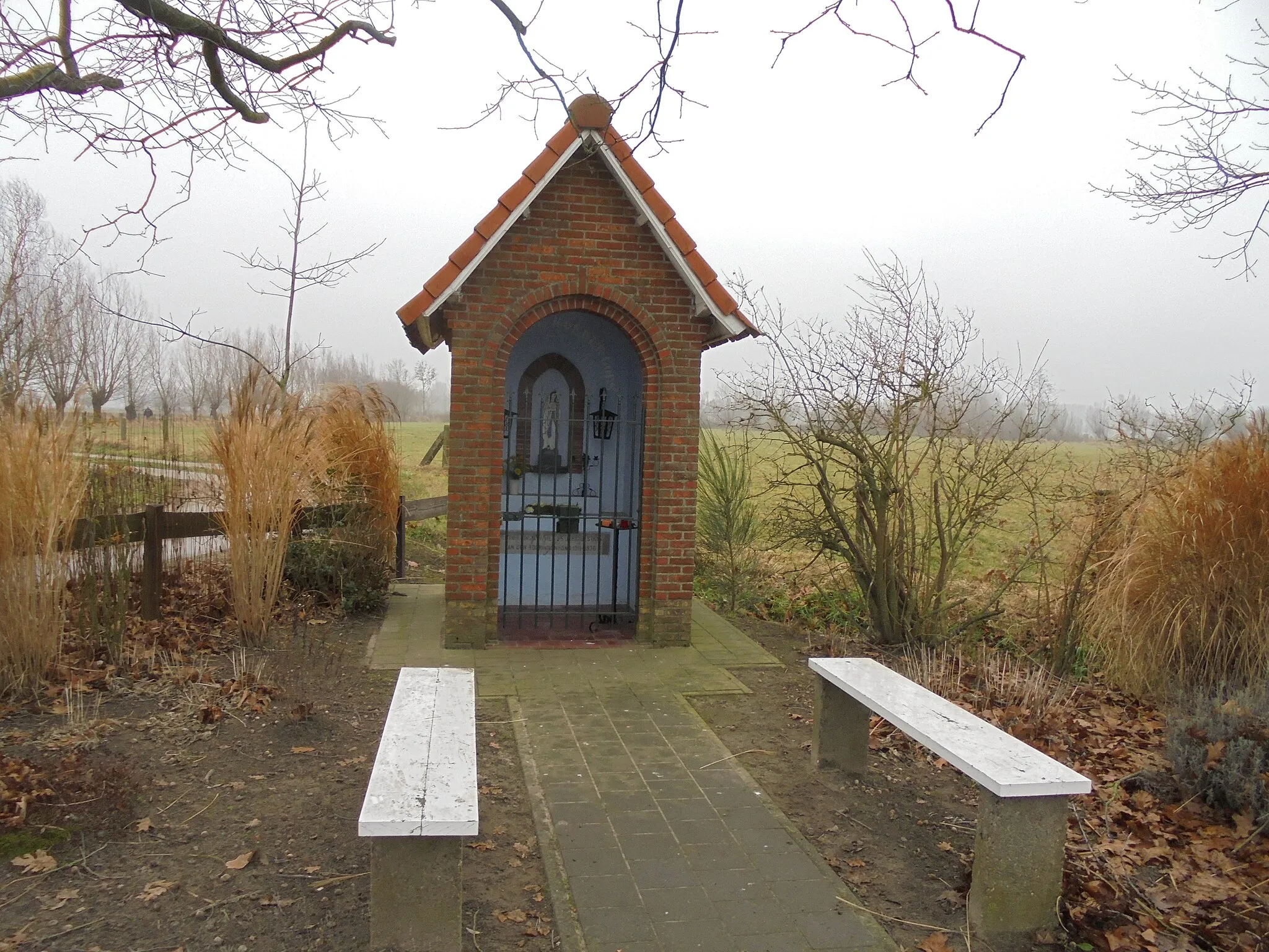 Photo showing: Onze-Lieve-Vrouwkapel - Rupsenstraat - Sint-Anna - Hamme - Oost-Vlaanderen - België