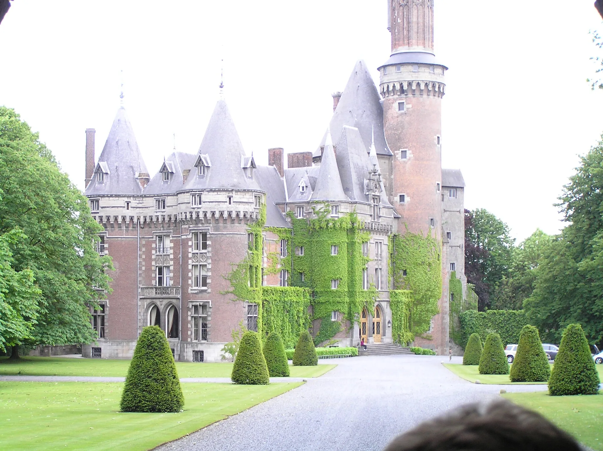 Photo showing: Bâtiments centraux du château d'Antoing.