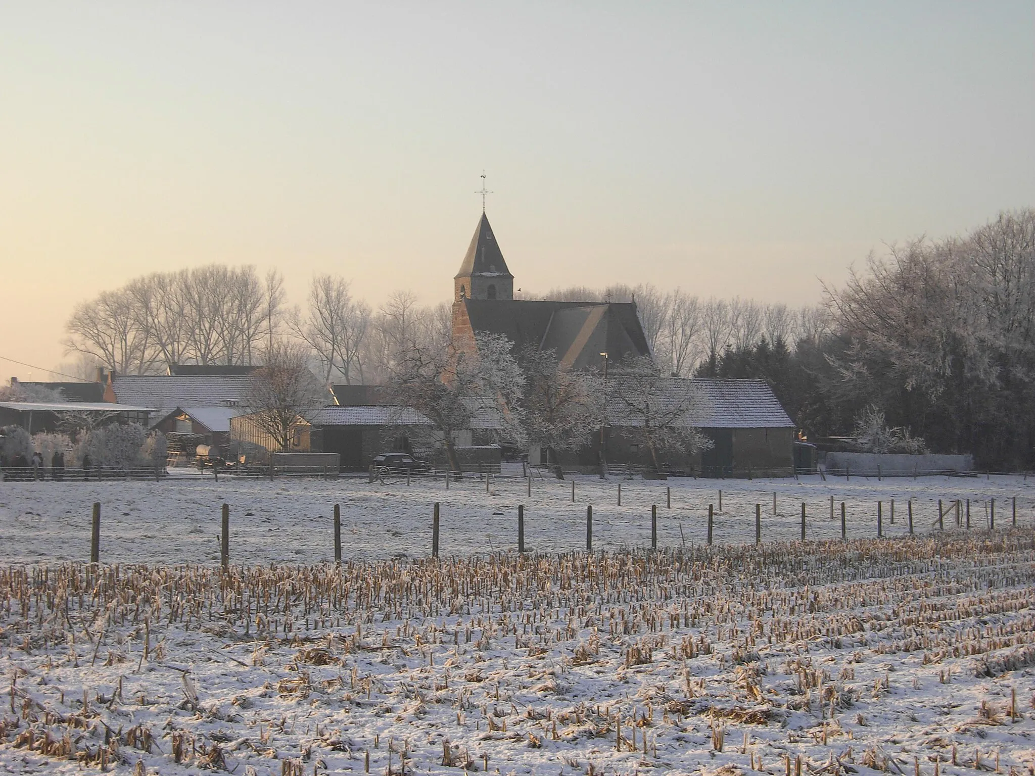 Photo showing: Kerk van Oombergen op 10 januari 2009 - Zottegem - Oost-Vlaanderen - Vlaanderen - België