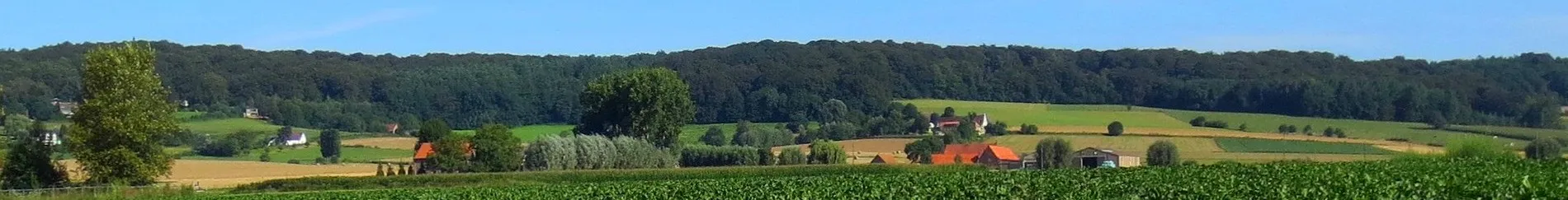 Photo showing: Vue panoramique de l'ancien village d'Amougies