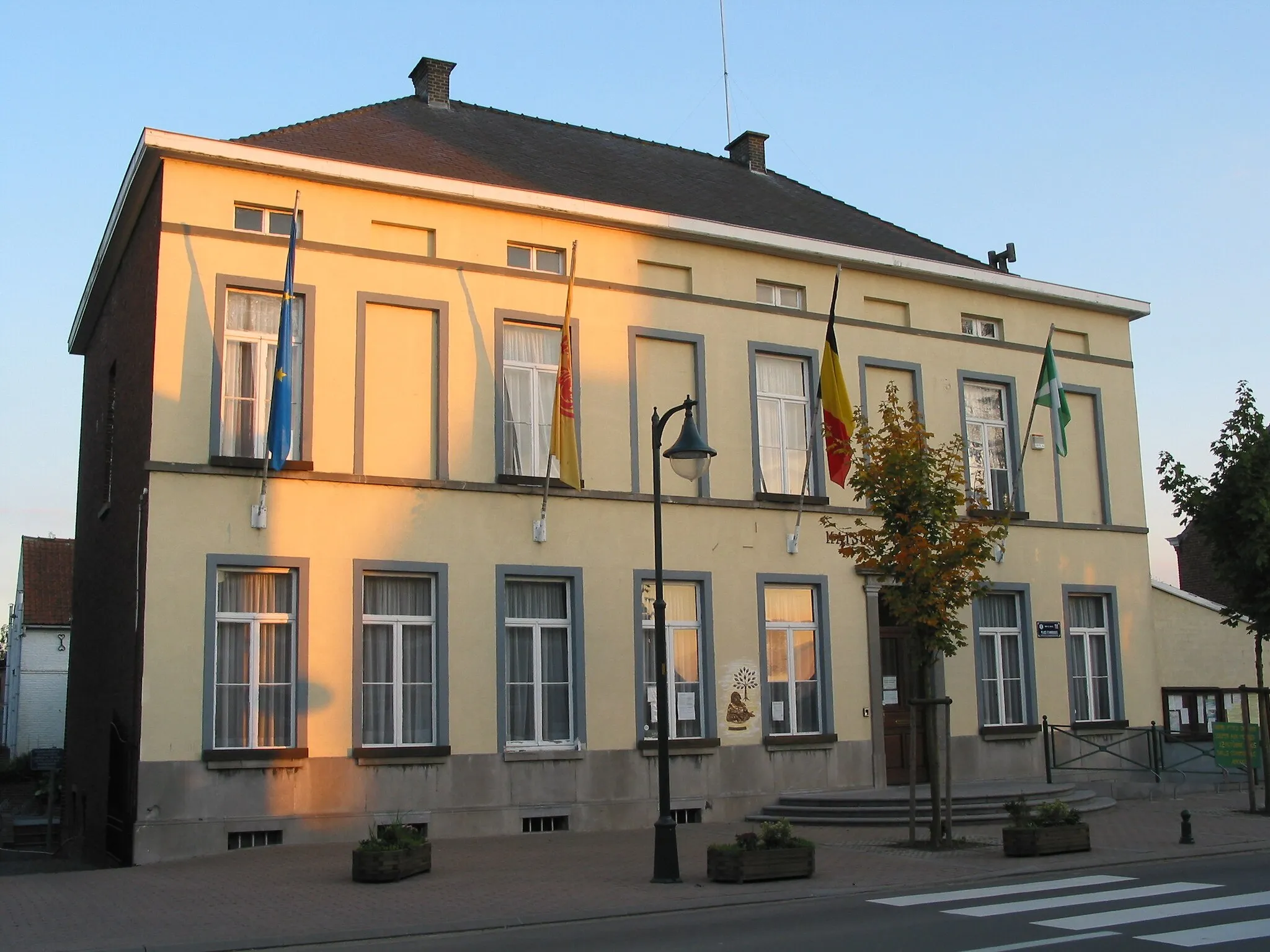 Photo showing: Mont-de-l'Enclus (Amougies) Belgium, the town hall.
