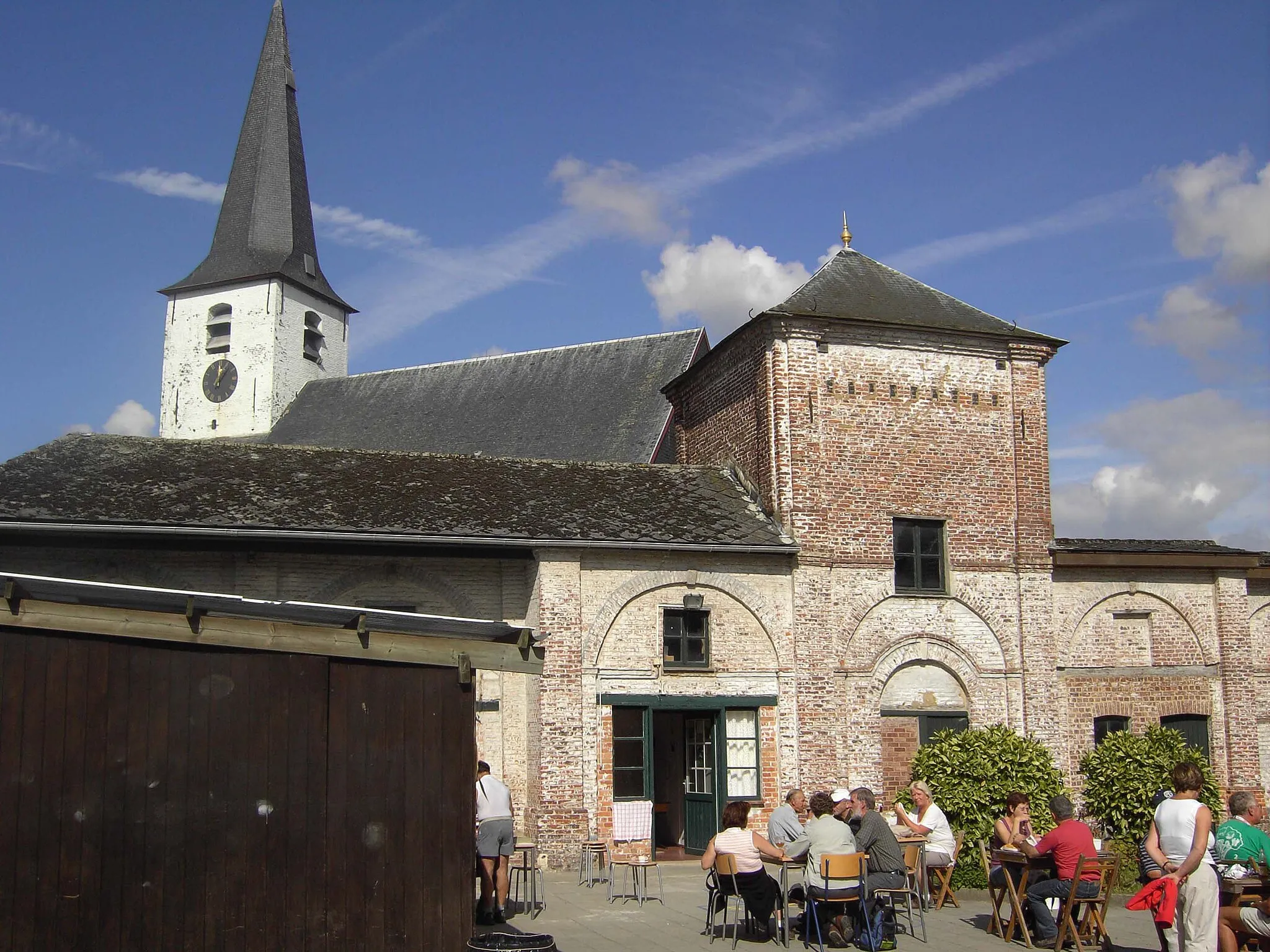 Photo showing: Sint-Kornelis-Horebeke - omgeving kerk - Horebeke