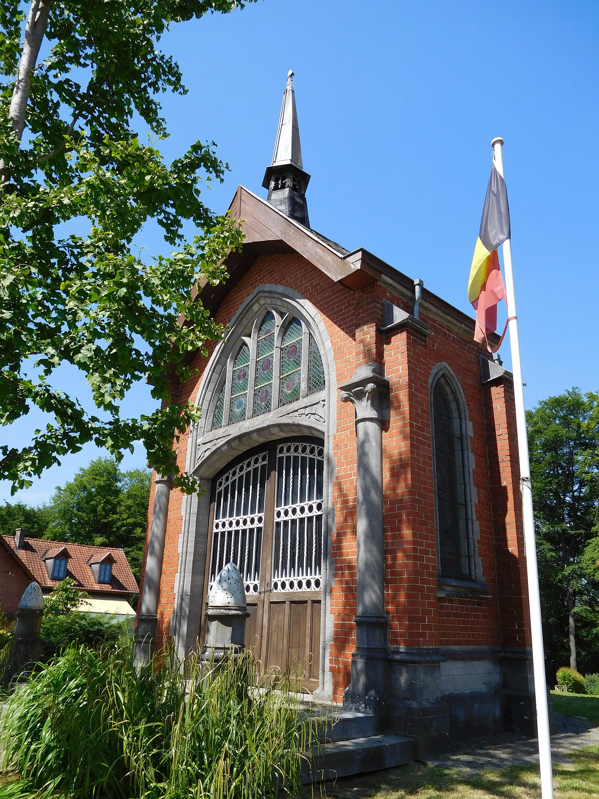 Photo showing: La chapelle Saint-Christophe se trouve à La Houppe, un hameau de Flobecq, en Belgique