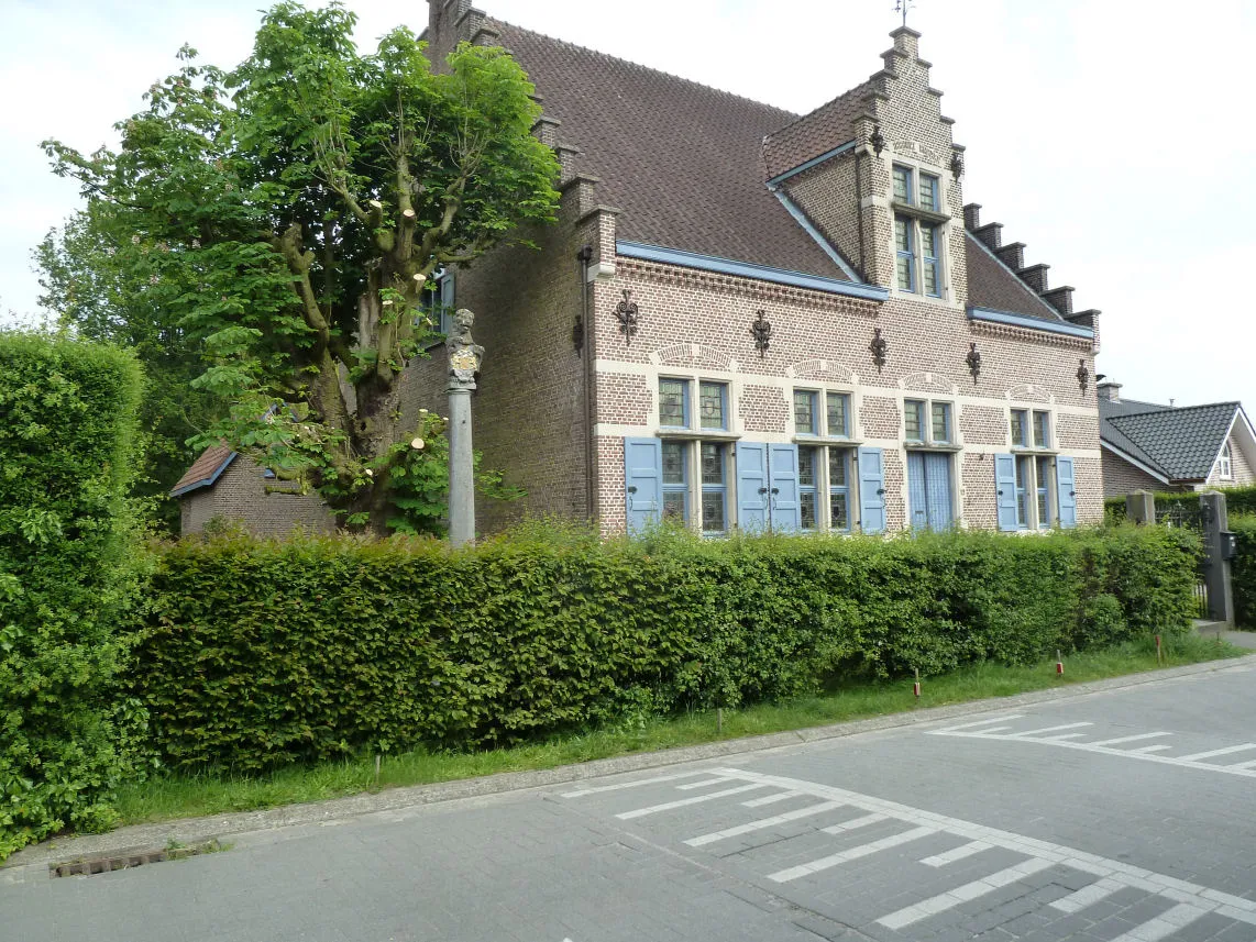 Photo showing: Huis Verdurmen - Sombeke Waas - Schandpaal van de heerlijkheid Sombeke