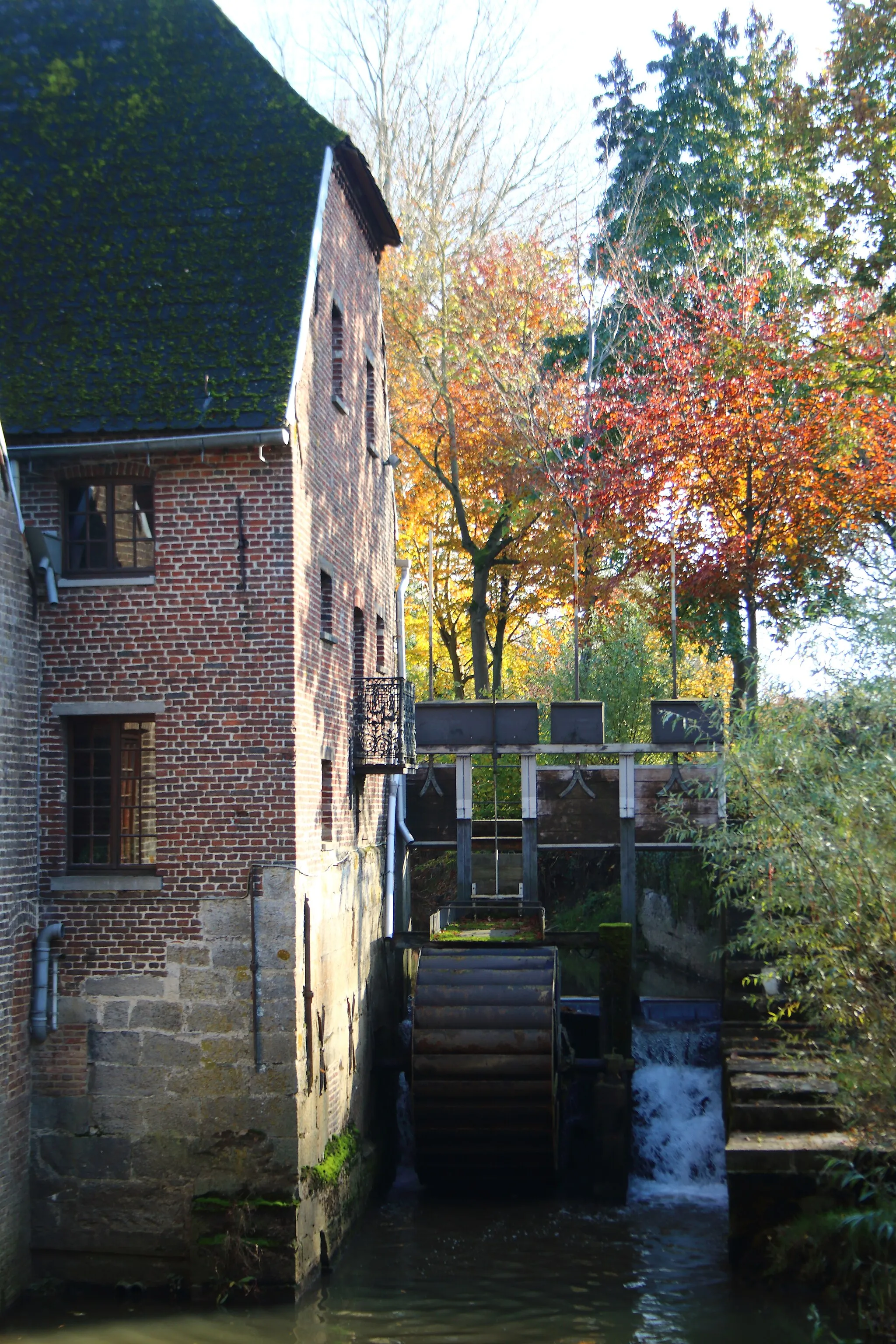 Photo showing: Ladeuzemolen, Etikhove, Maarkedal, Vlaanderen, België