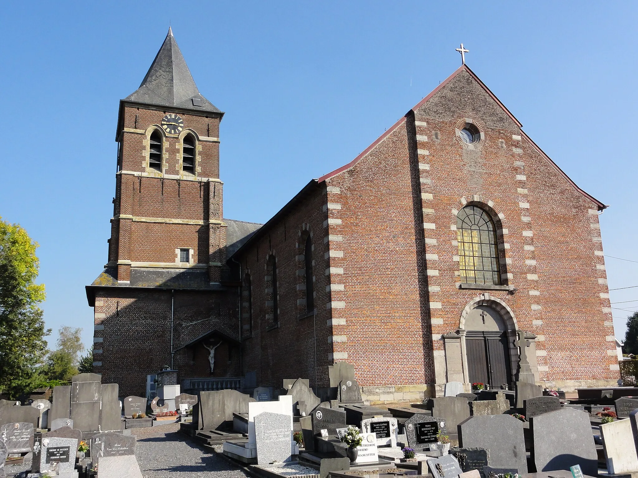 Photo showing: Sint-Eligiuskerk (Church of Saint Eligius) in Maarke. Maarke, Maarke-Kerkem, Maarkedal, East Flanders, Belgium