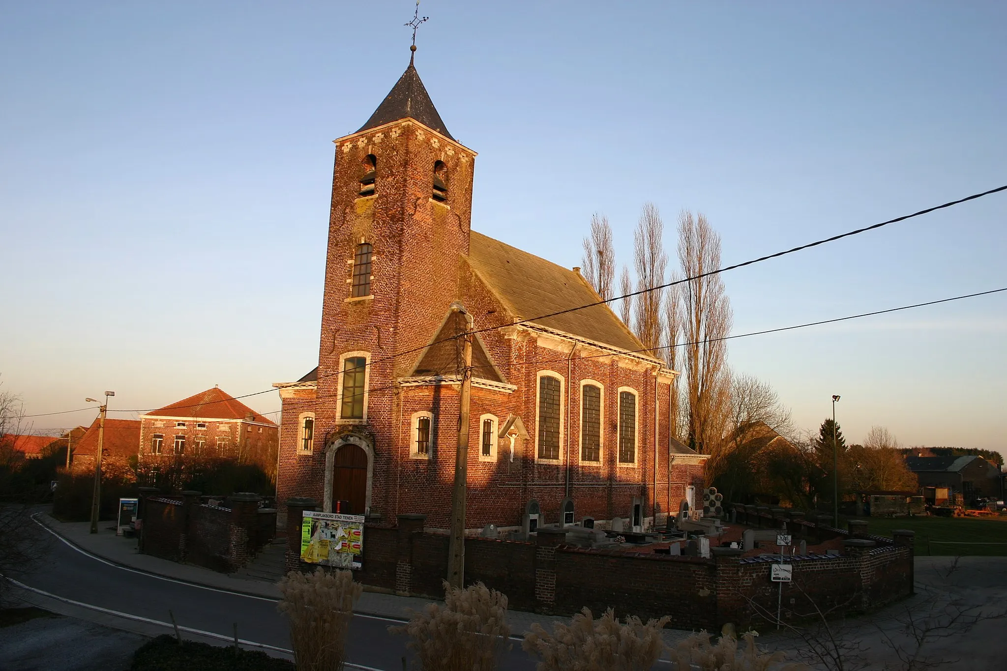 Photo showing: Church of Saint Maarten in Vissenaken (Tienen, Belgium)