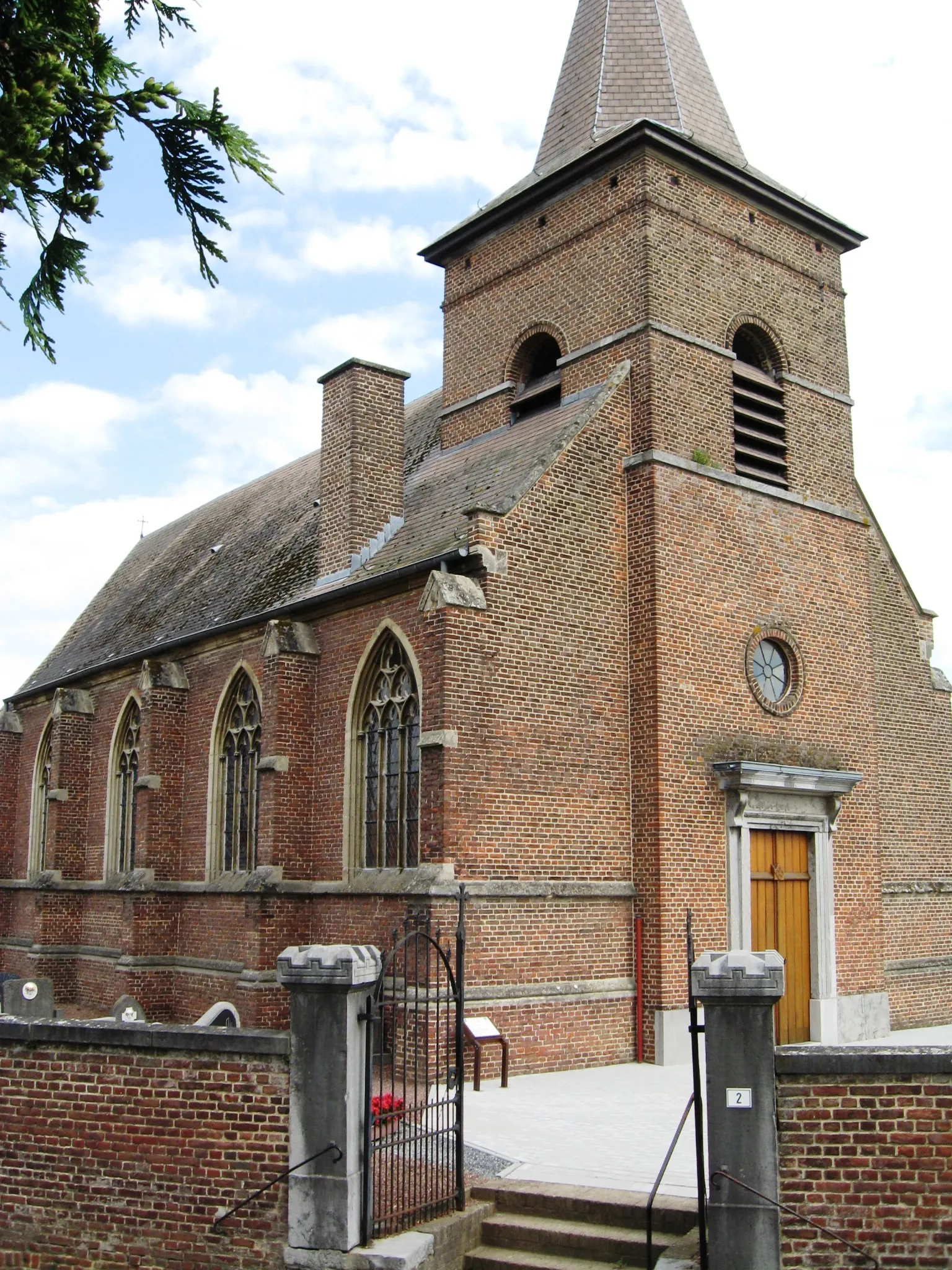 Photo showing: Church of Saint Agatha in Berlingen, Wellen, Limburg, Belgium