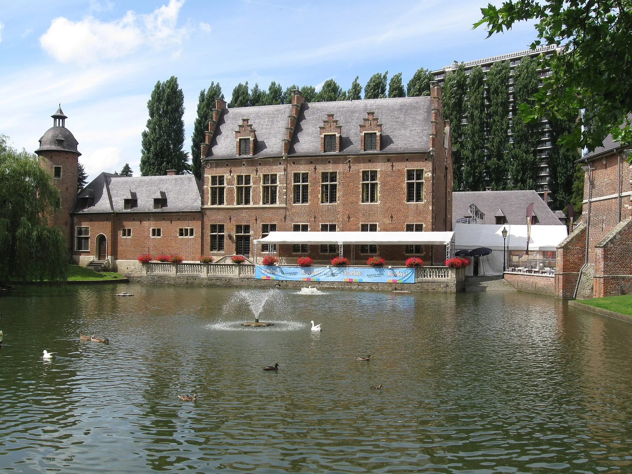 Photo showing: Karreveldhoeve in hoog-Molenbeek