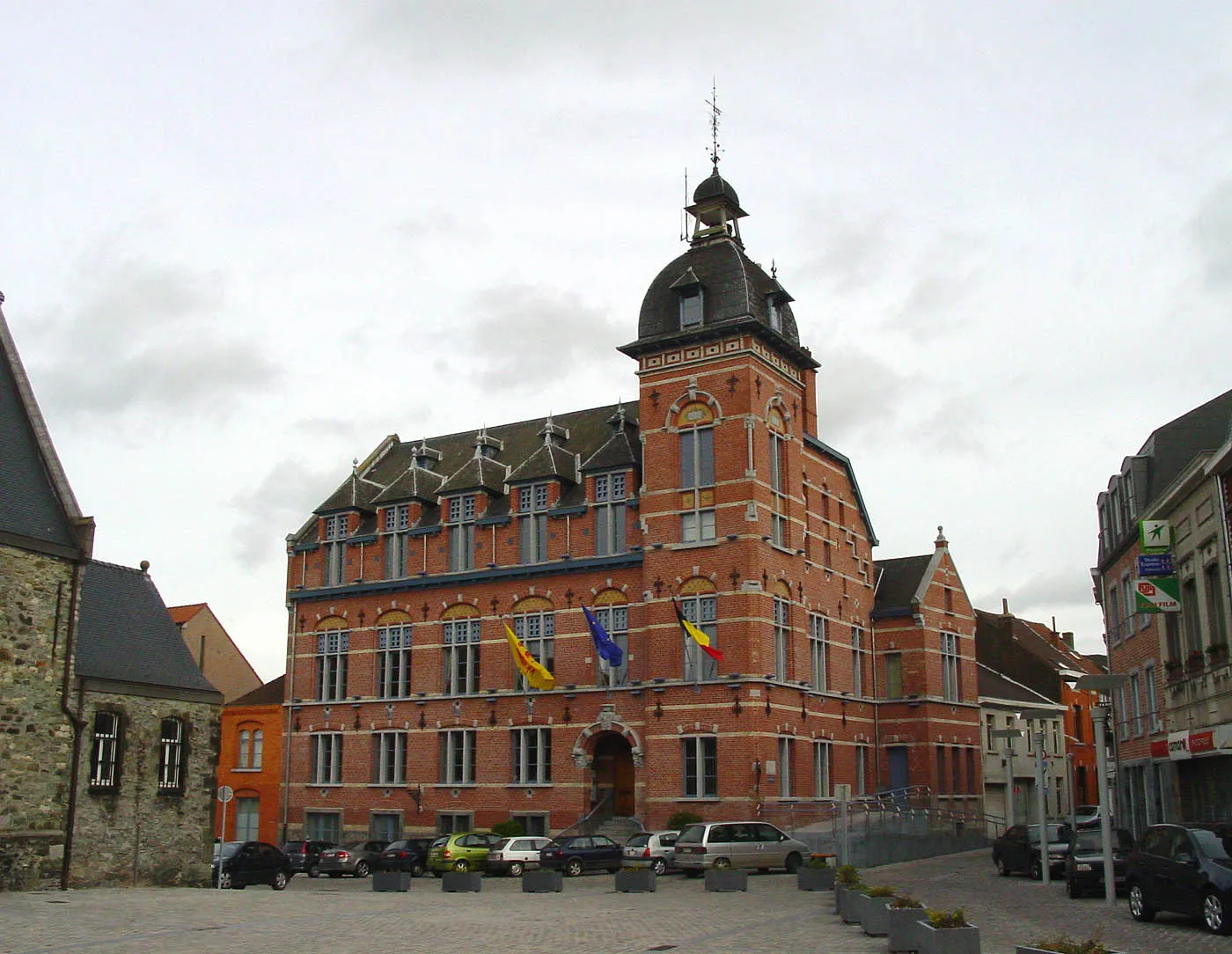 Photo showing: Tubize town hall