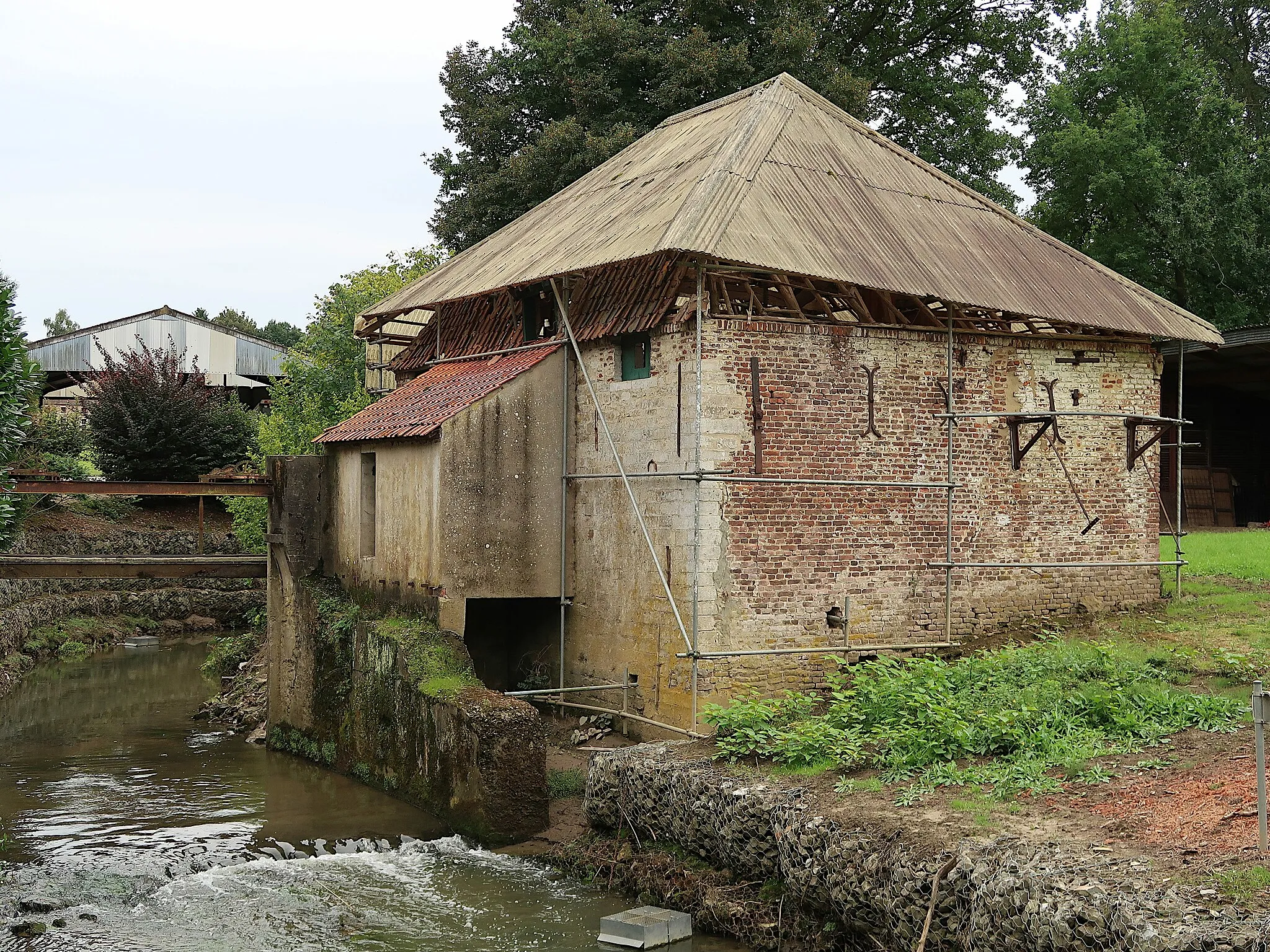 Photo showing: Molen Conard, een watermolen in Jodoigne-Souveraine (België) in 2023