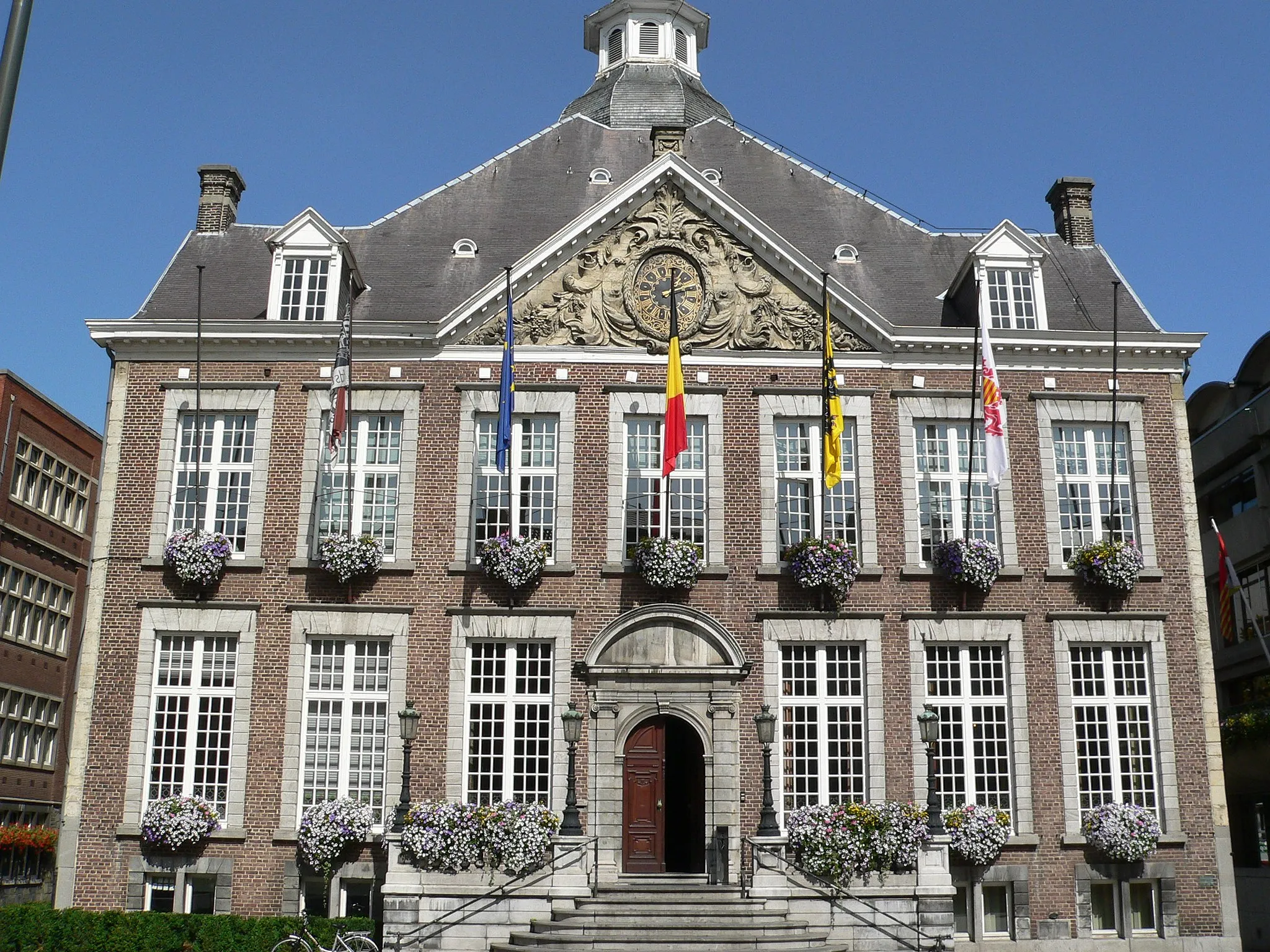Photo showing: town hall in Hasselt (Belgium)