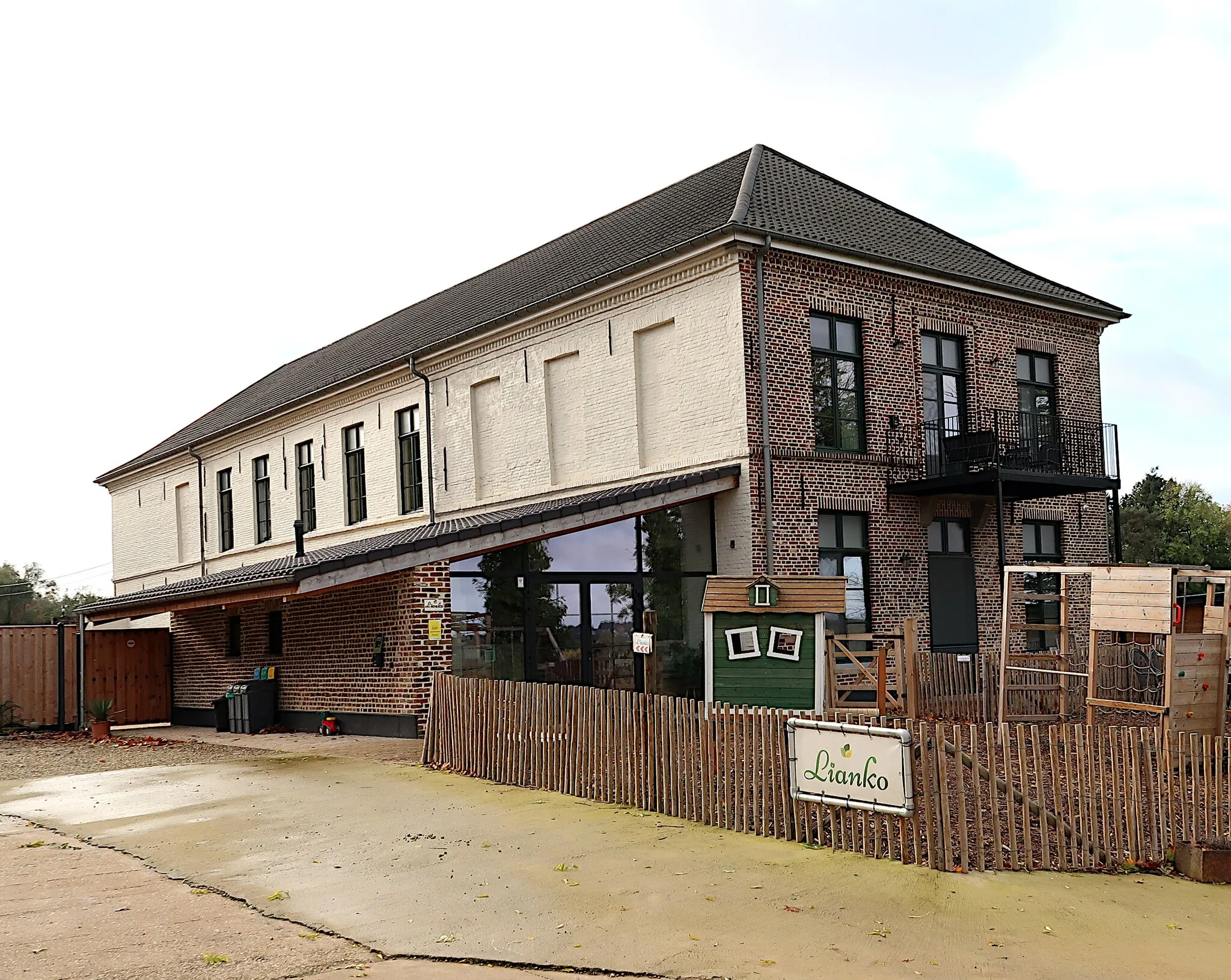 Photo showing: Hoeve Lianko, beschermd monument in Assent (Bekkevoort)