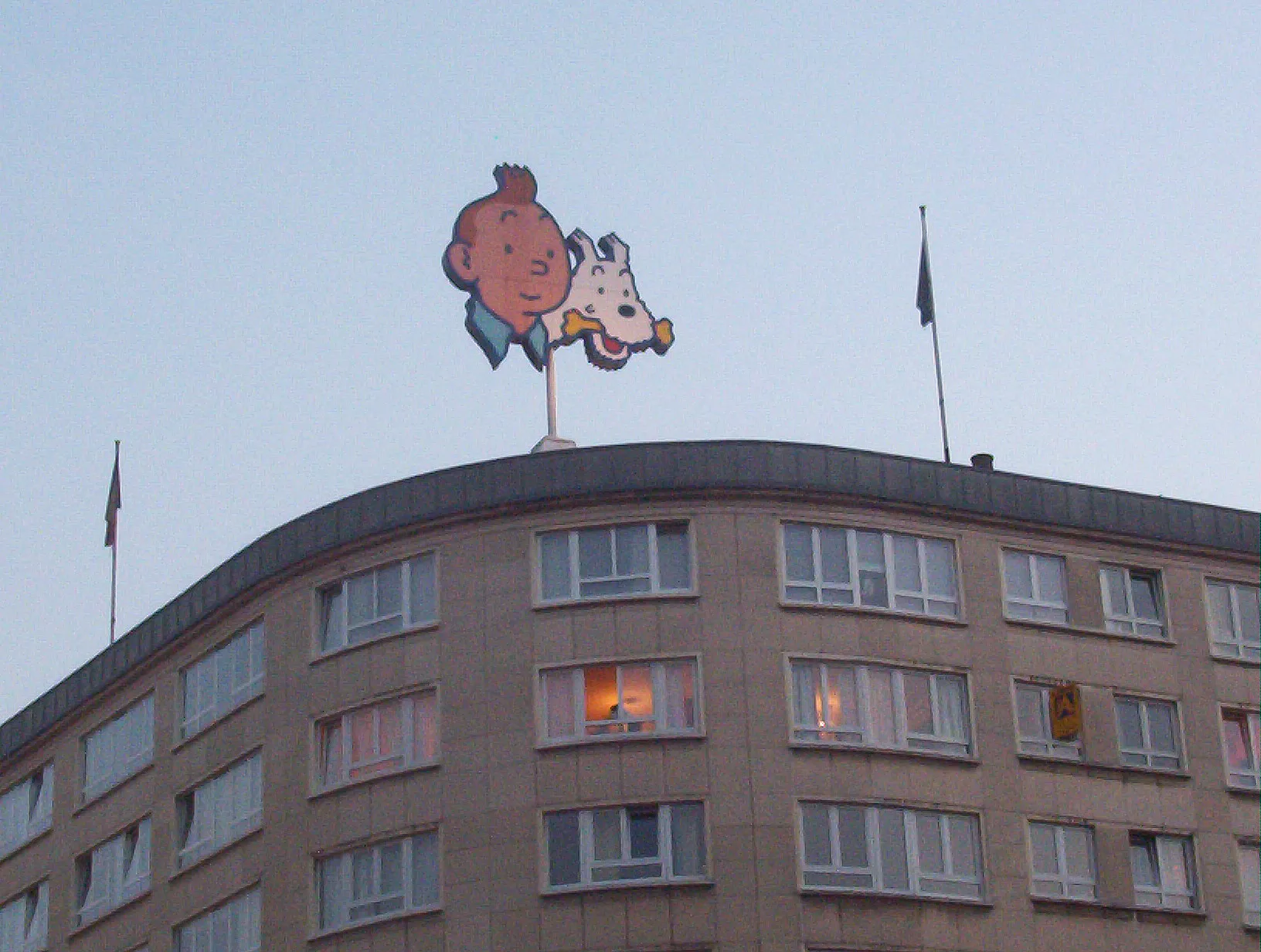 Photo showing: Tintin advert on a building in Bruxelles