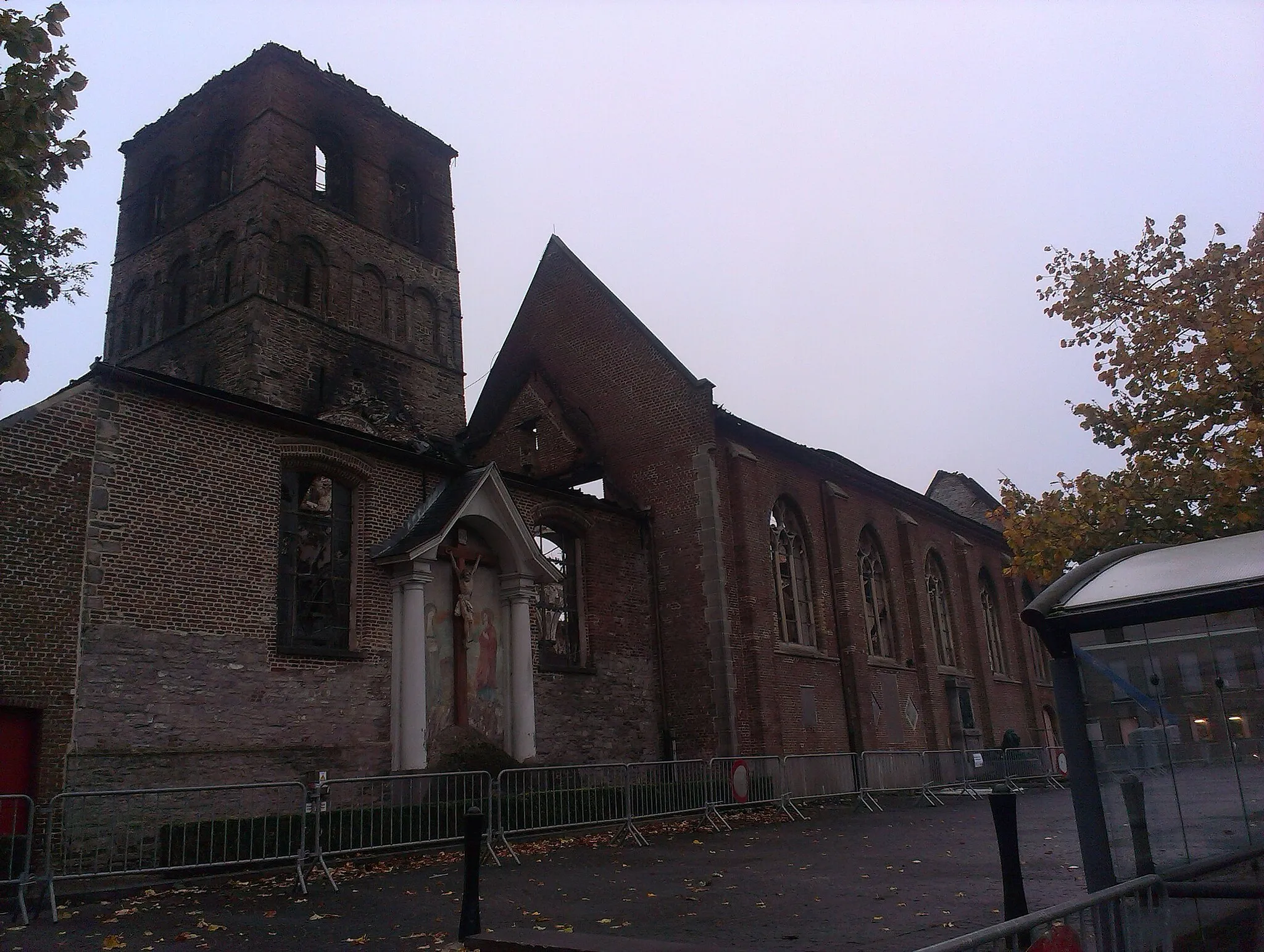 Photo showing: kerk Sint-Jan-De-Doper oktober 2014