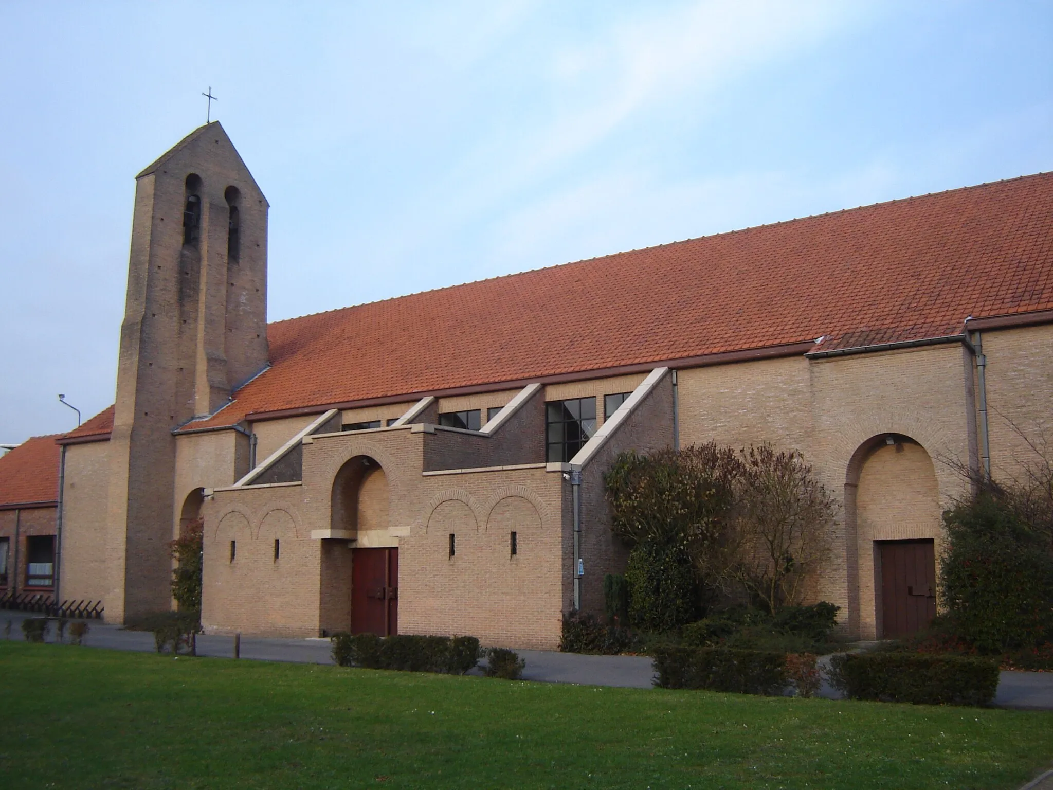 Photo showing: Church of Saint Willibrord in Sint-Andries. Sint-Andries, Brugge, West Flanders, Belgium.