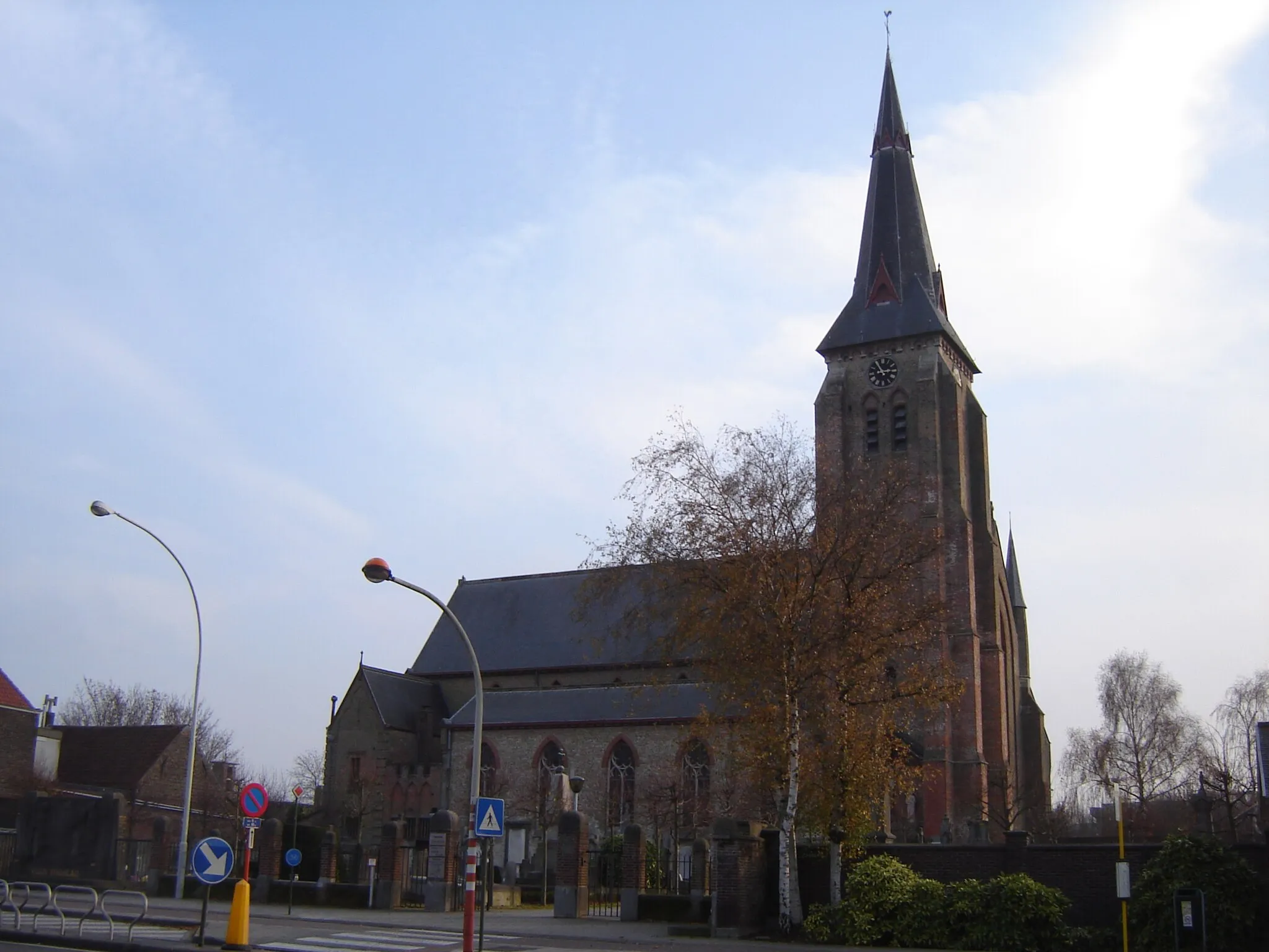 Photo showing: Church of Saint Andrew and Saint Anne in Sint-Andries. Sint-Andries, Brugge, West Flanders, Belgium.