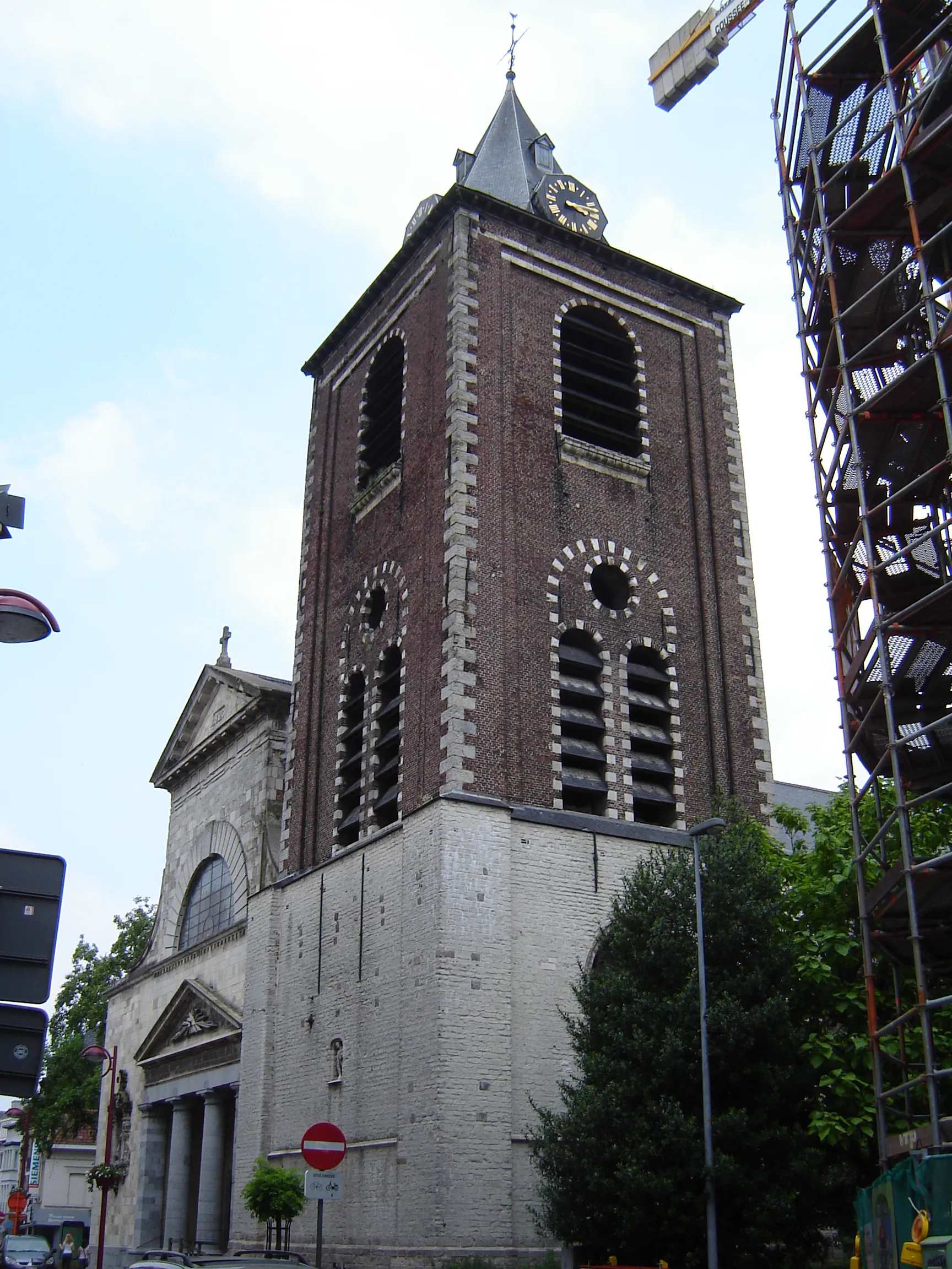 Photo showing: Sint-Vedastuskerk in Menen Church of the Saint Vedast, in Menen, West Flanders, Belgium